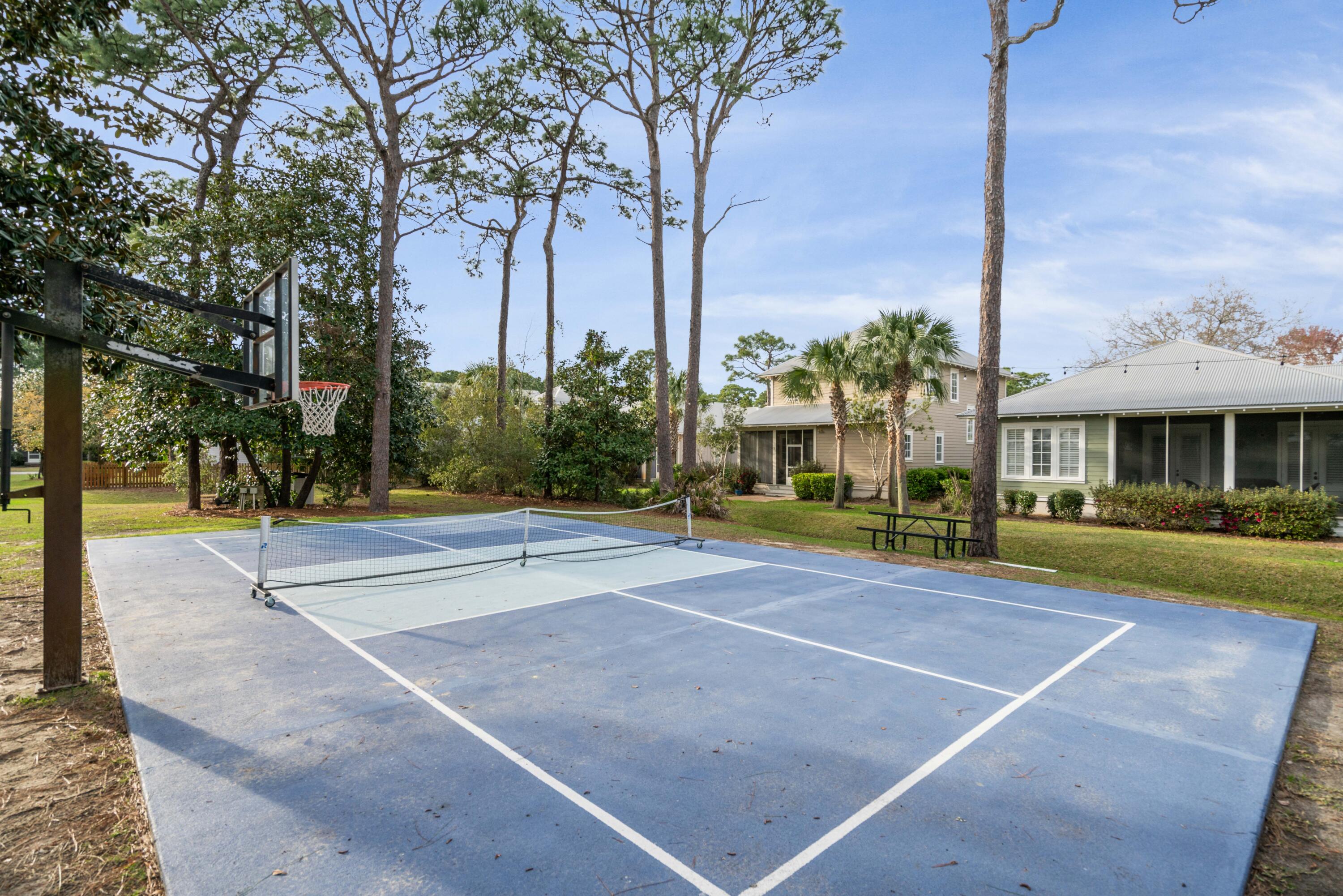 CARSON OAKS - Residential