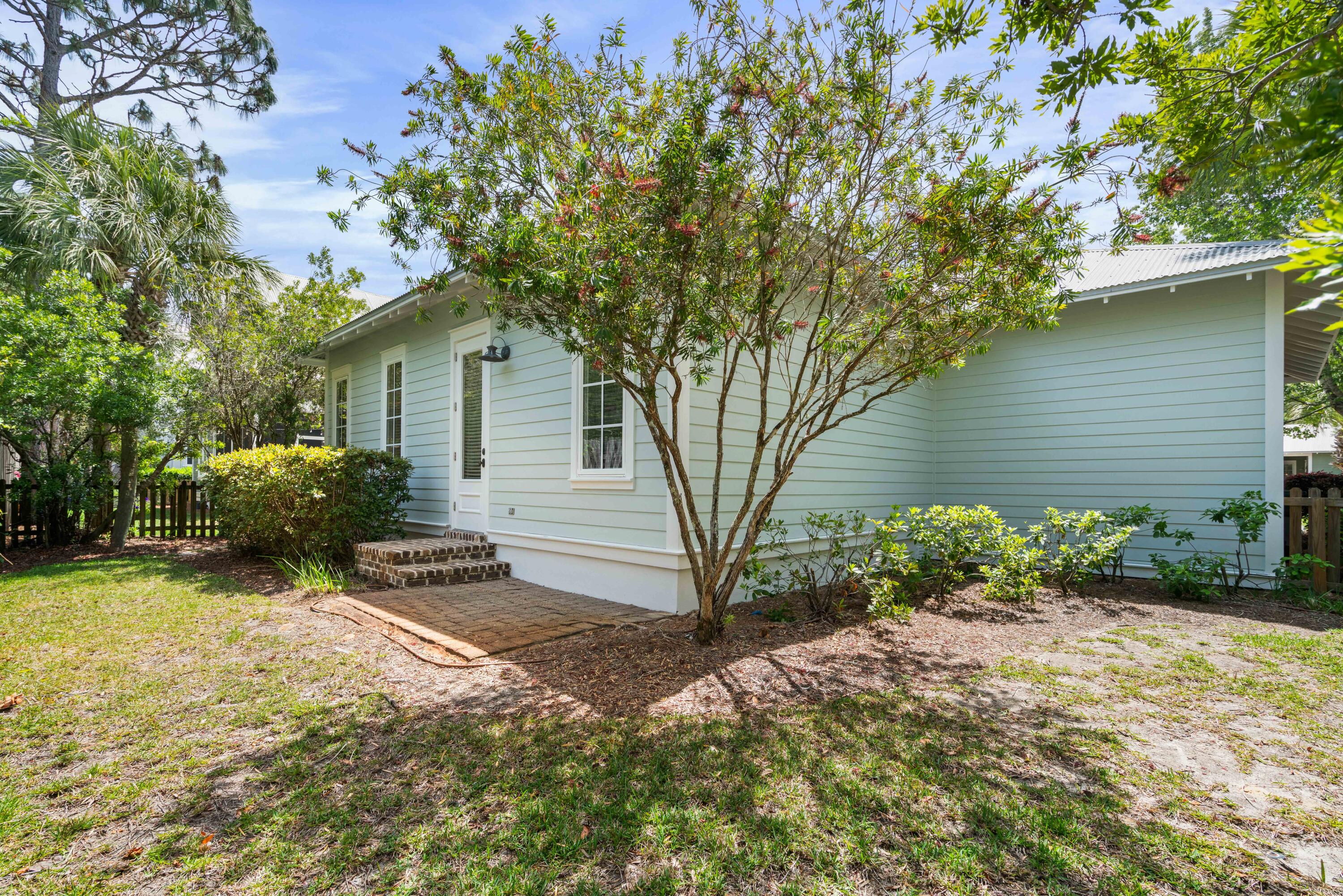 CARSON OAKS - Residential