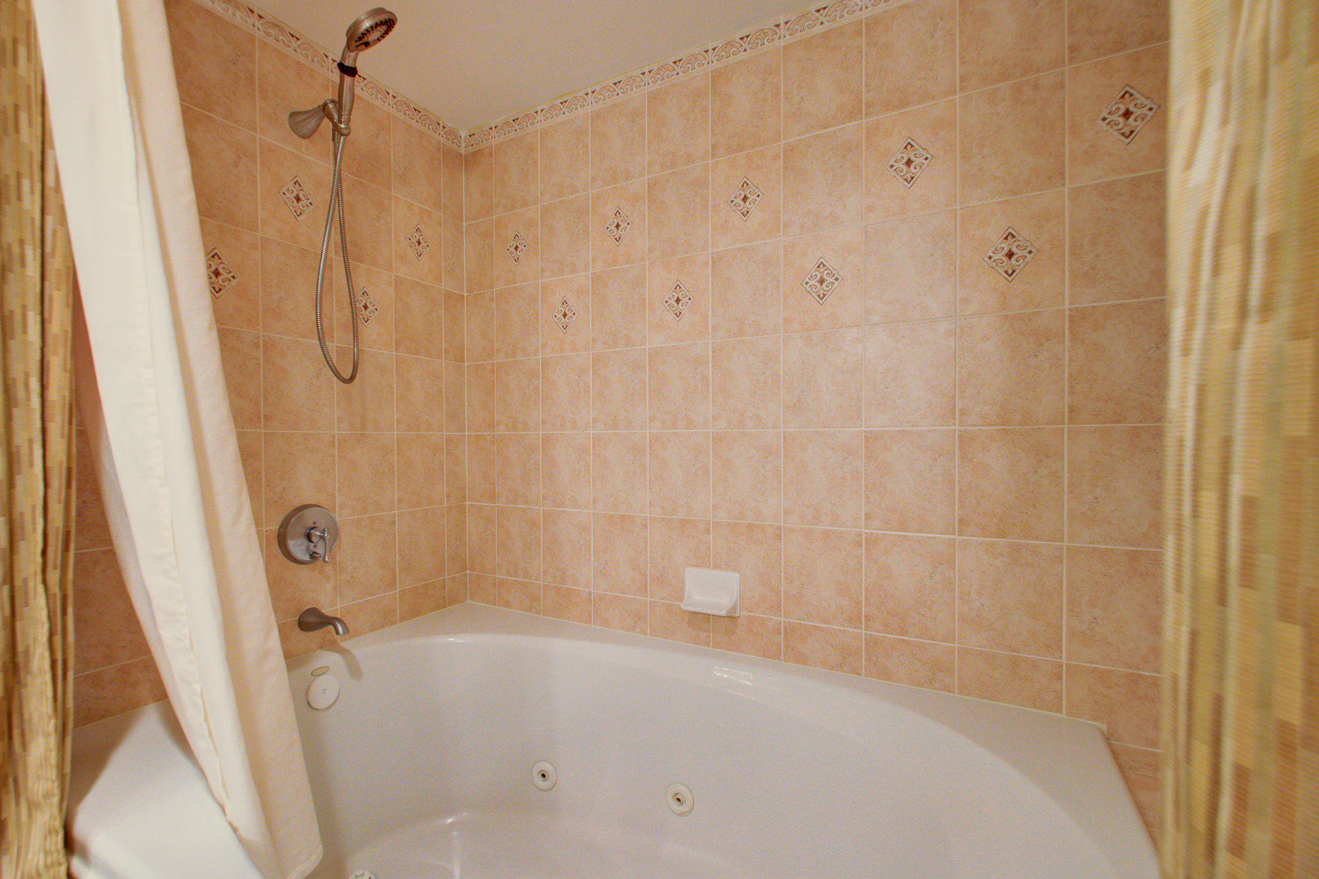 CARIBBEAN RESORT - Residential