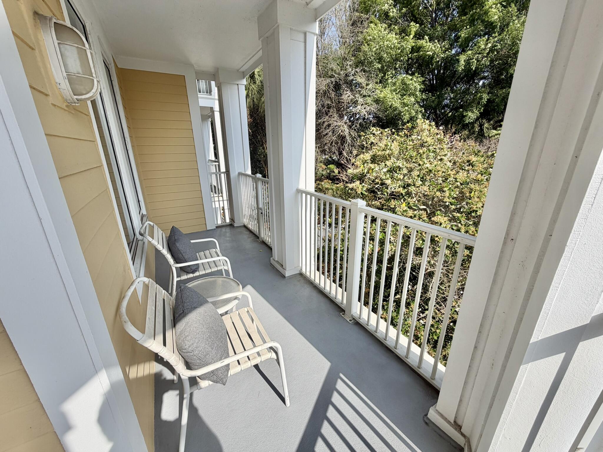 OBSERVATION POINT - Residential
