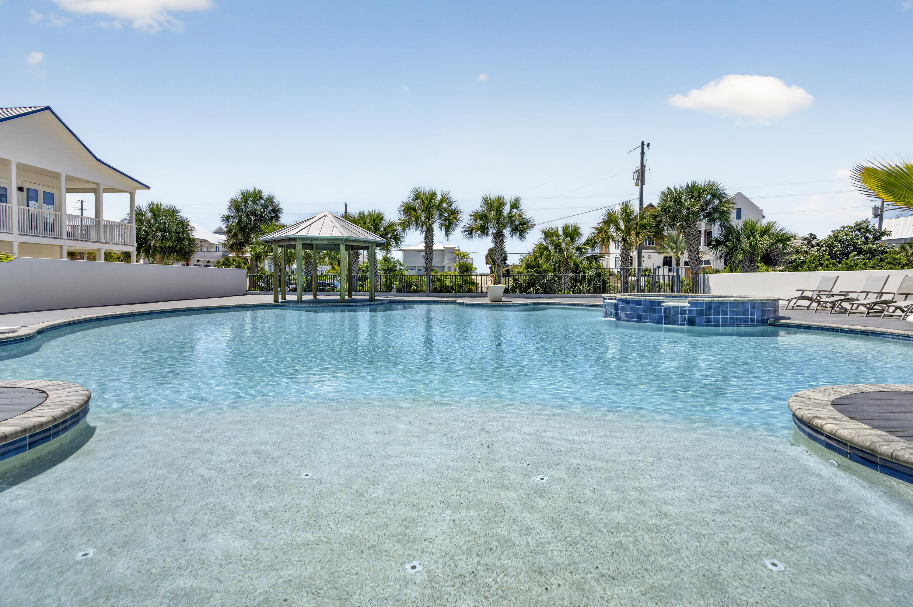 DUNE ALLEN - Residential