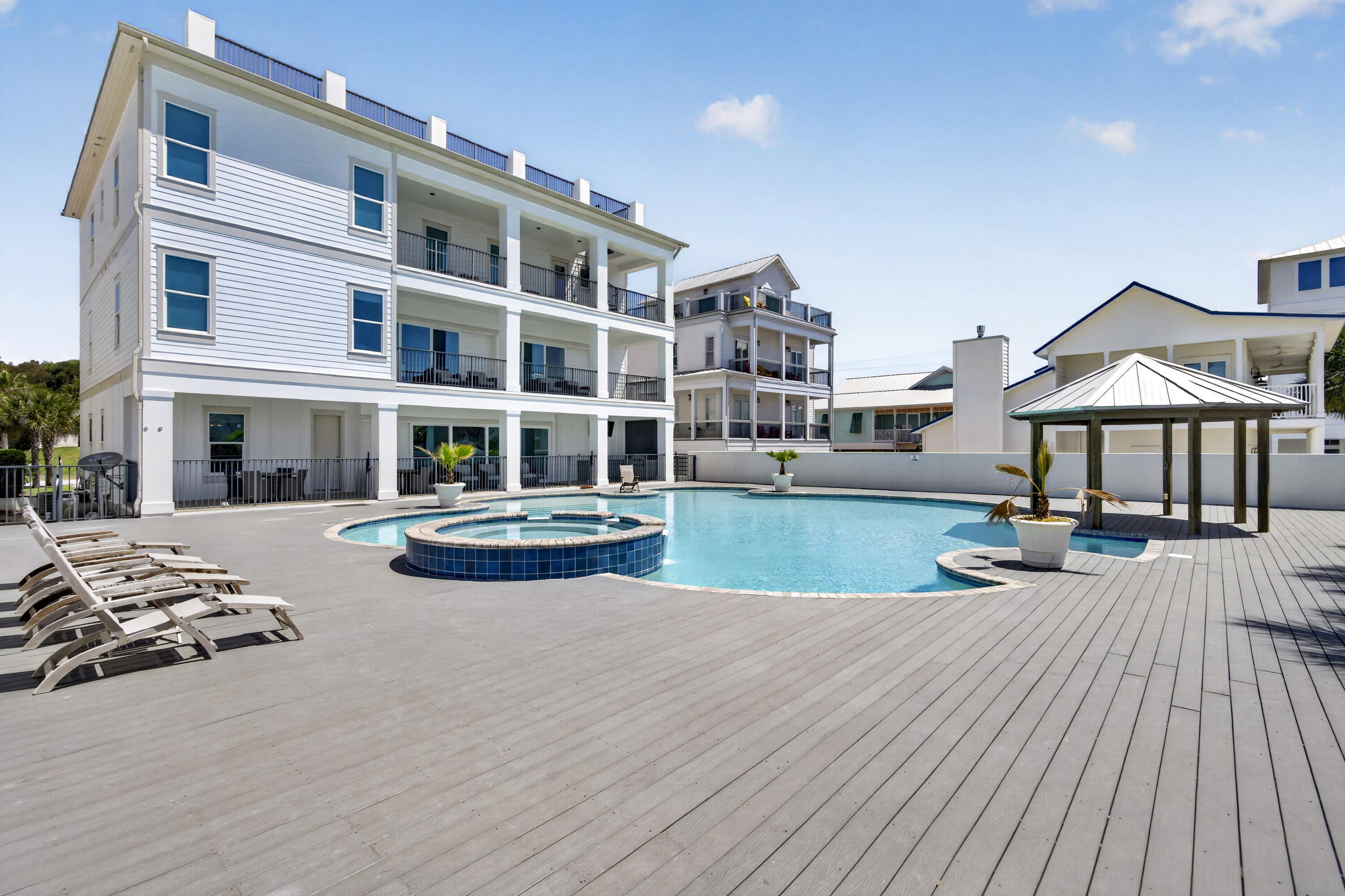 DUNE ALLEN - Residential