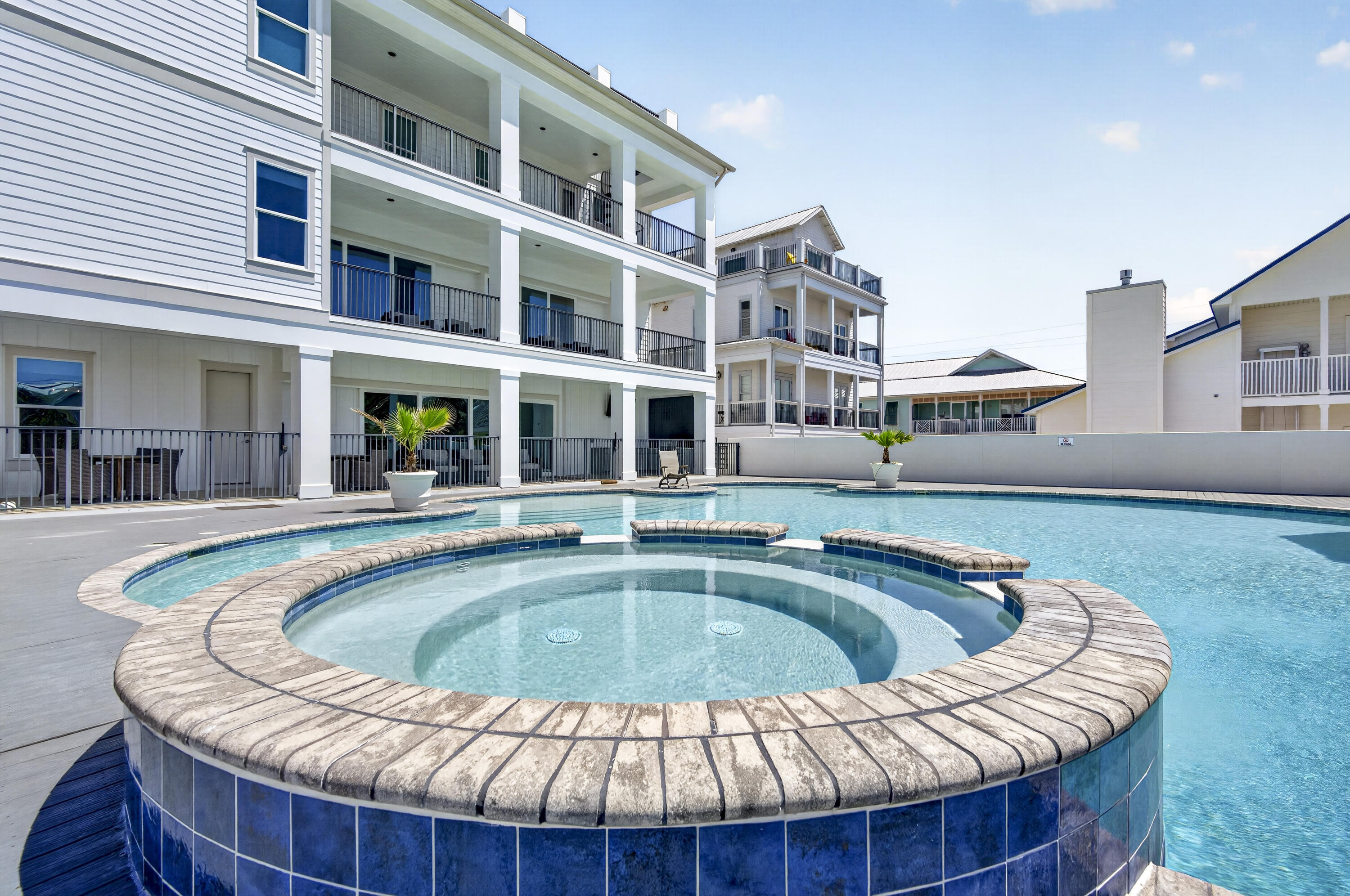 DUNE ALLEN - Residential