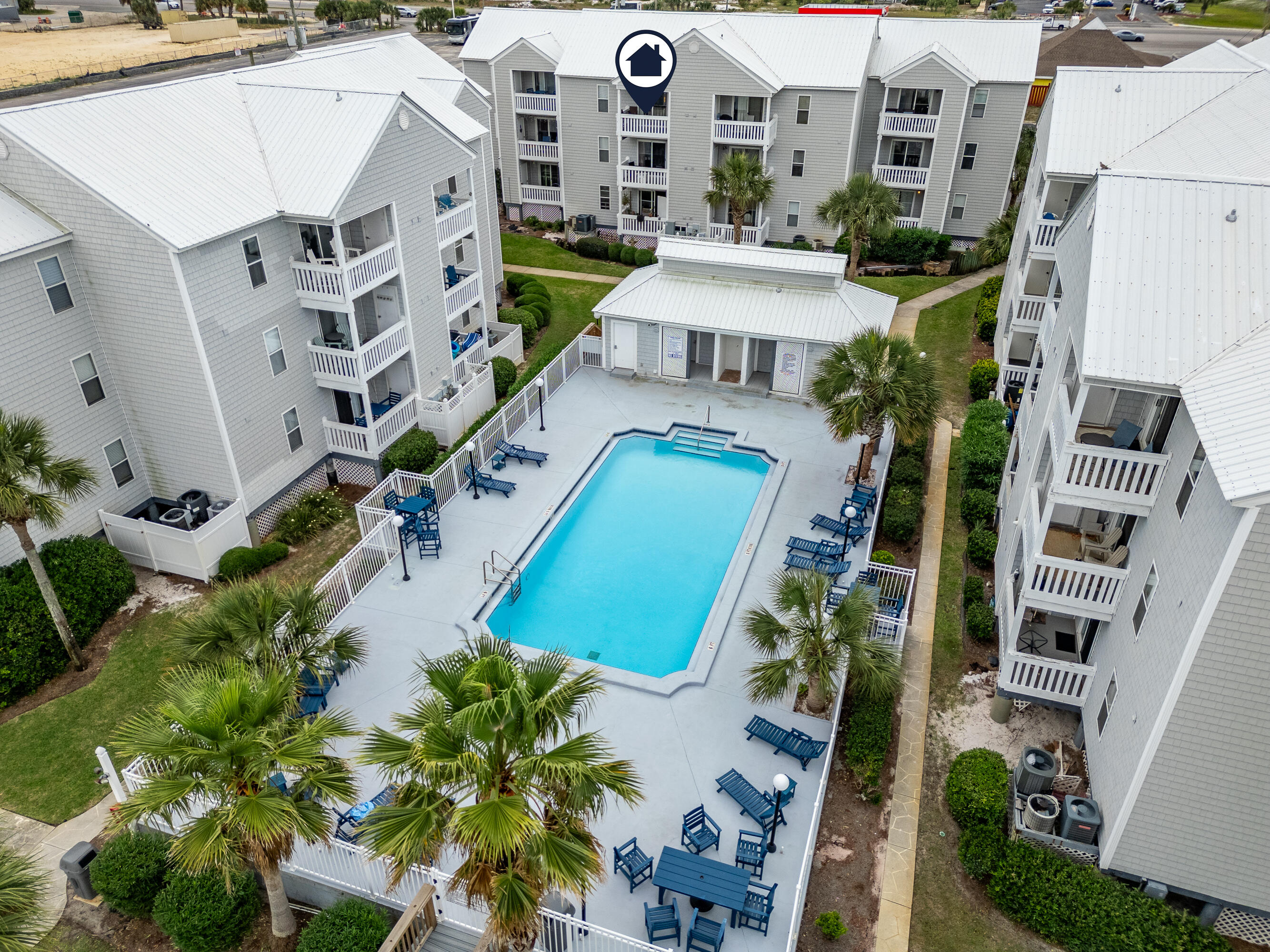 HERMITAGE CONDOMINIUM - Residential