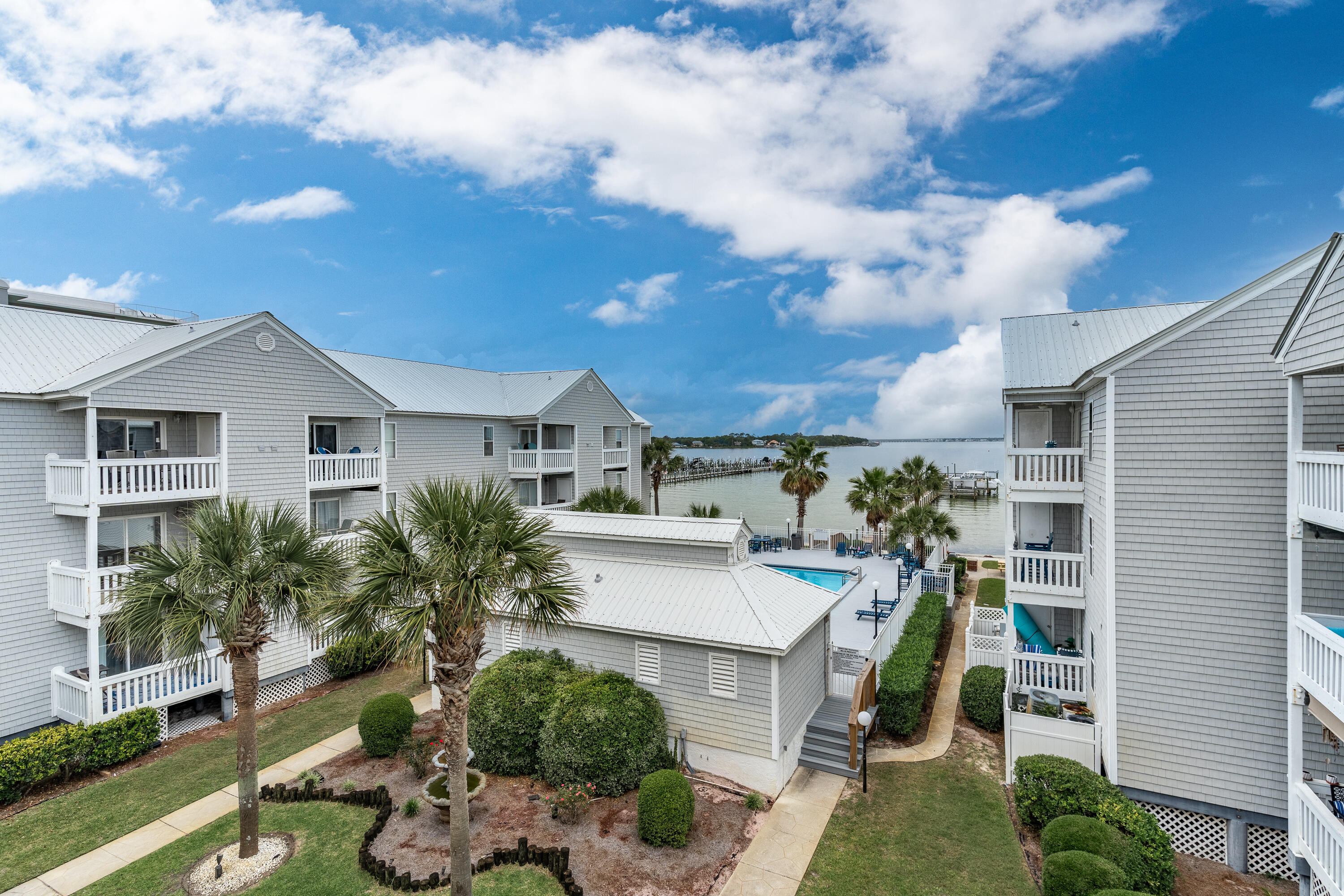 HERMITAGE CONDOMINIUM - Residential