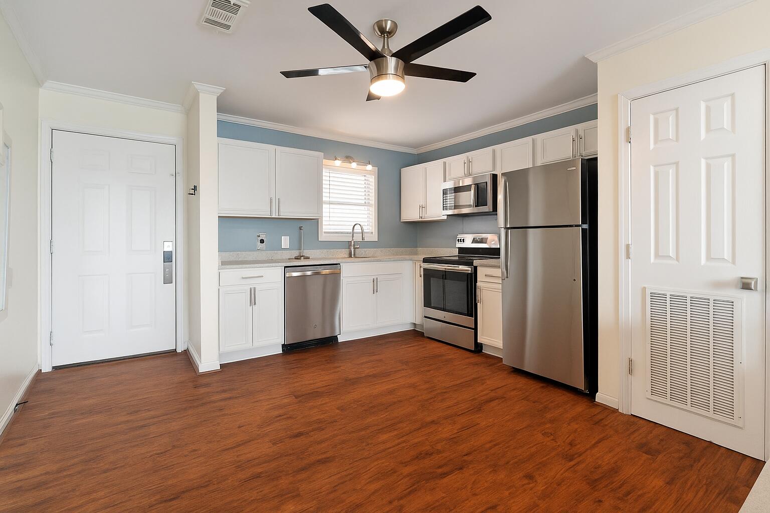 HERMITAGE CONDOMINIUM - Residential