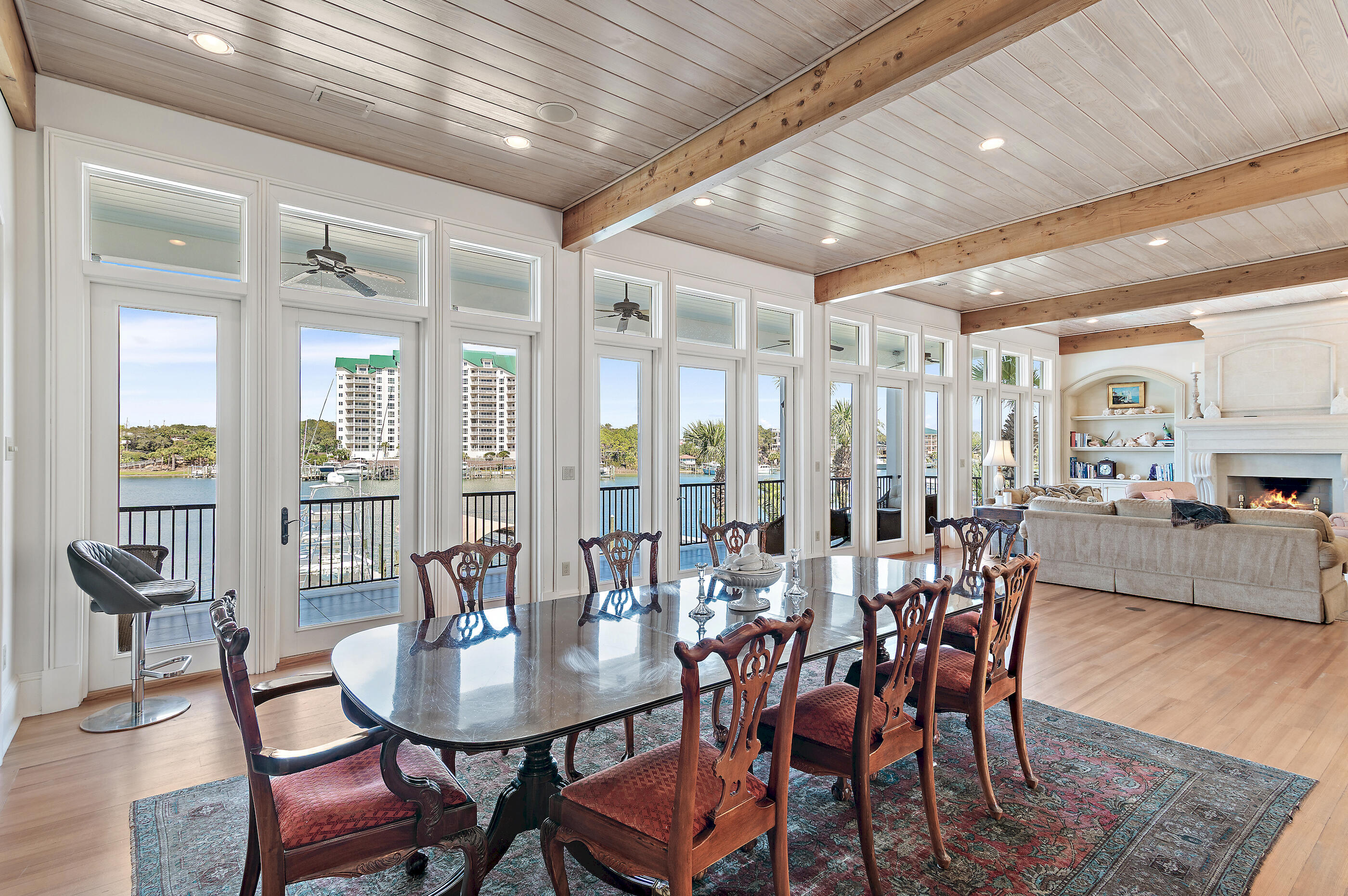 HOLIDAY ISLE - Residential