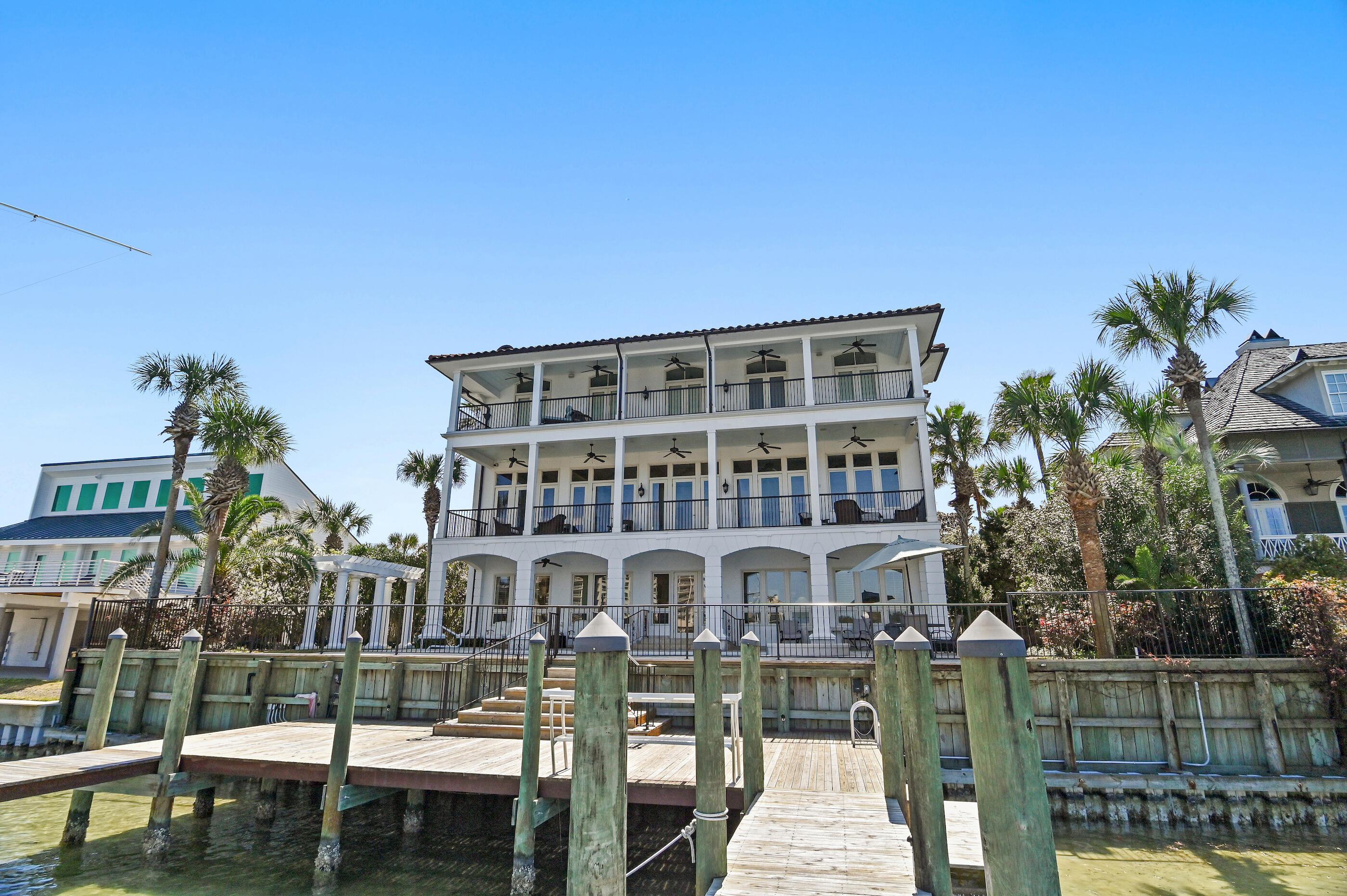 HOLIDAY ISLE - Residential