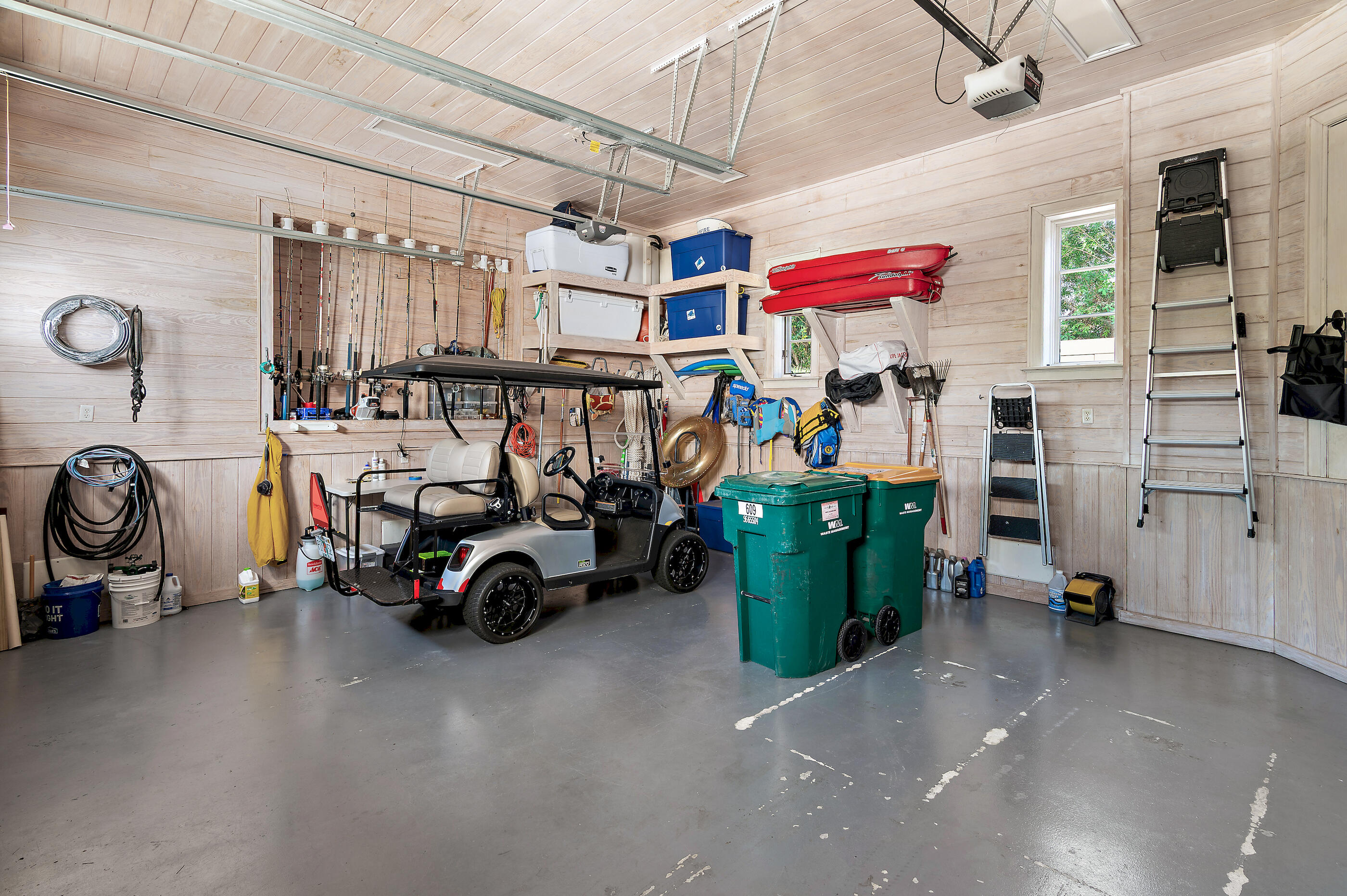 HOLIDAY ISLE - Residential