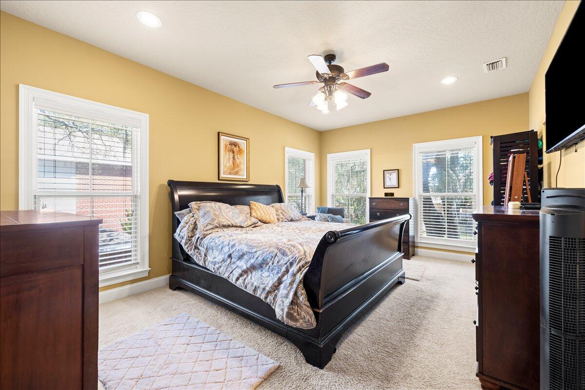 PLANTATION OAKS OF MARY ESTHER - Residential