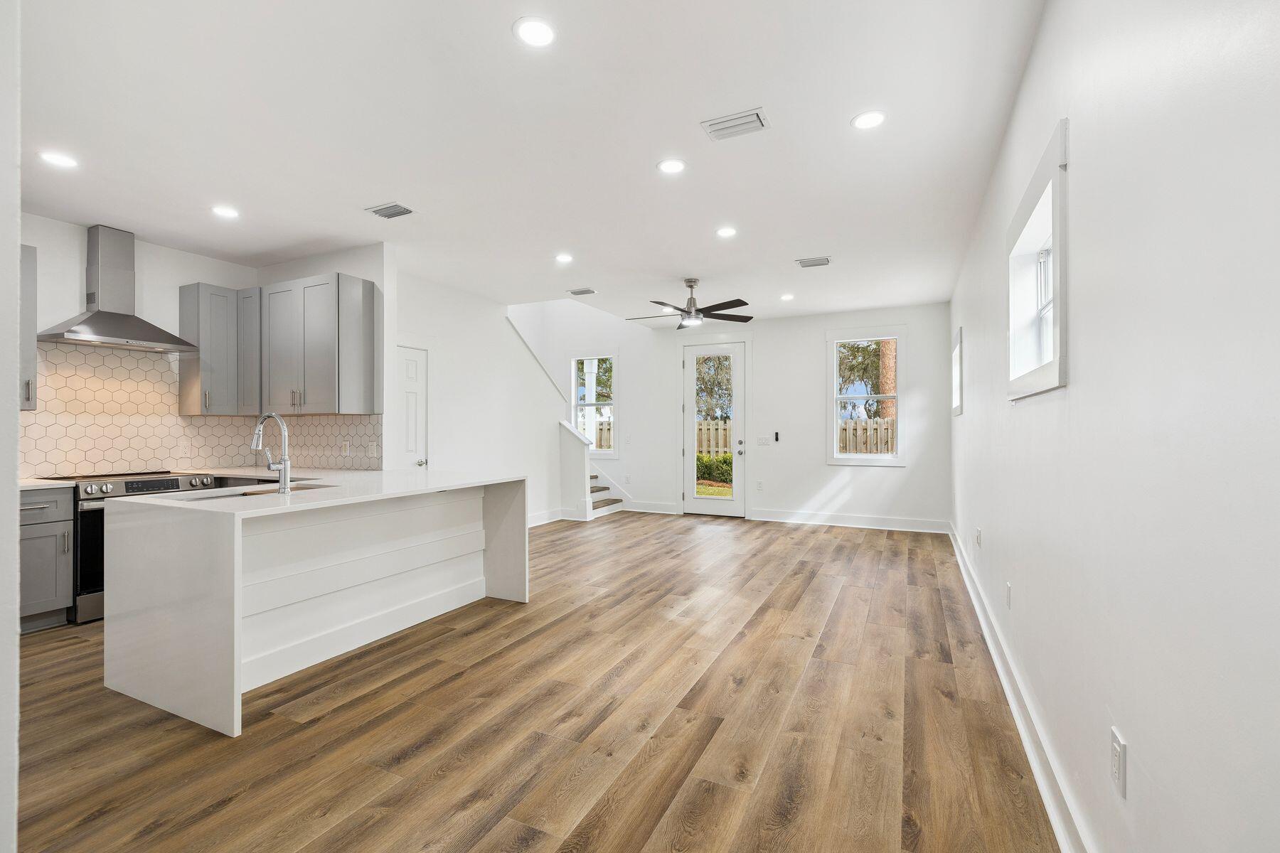 PINE TRACE - Residential