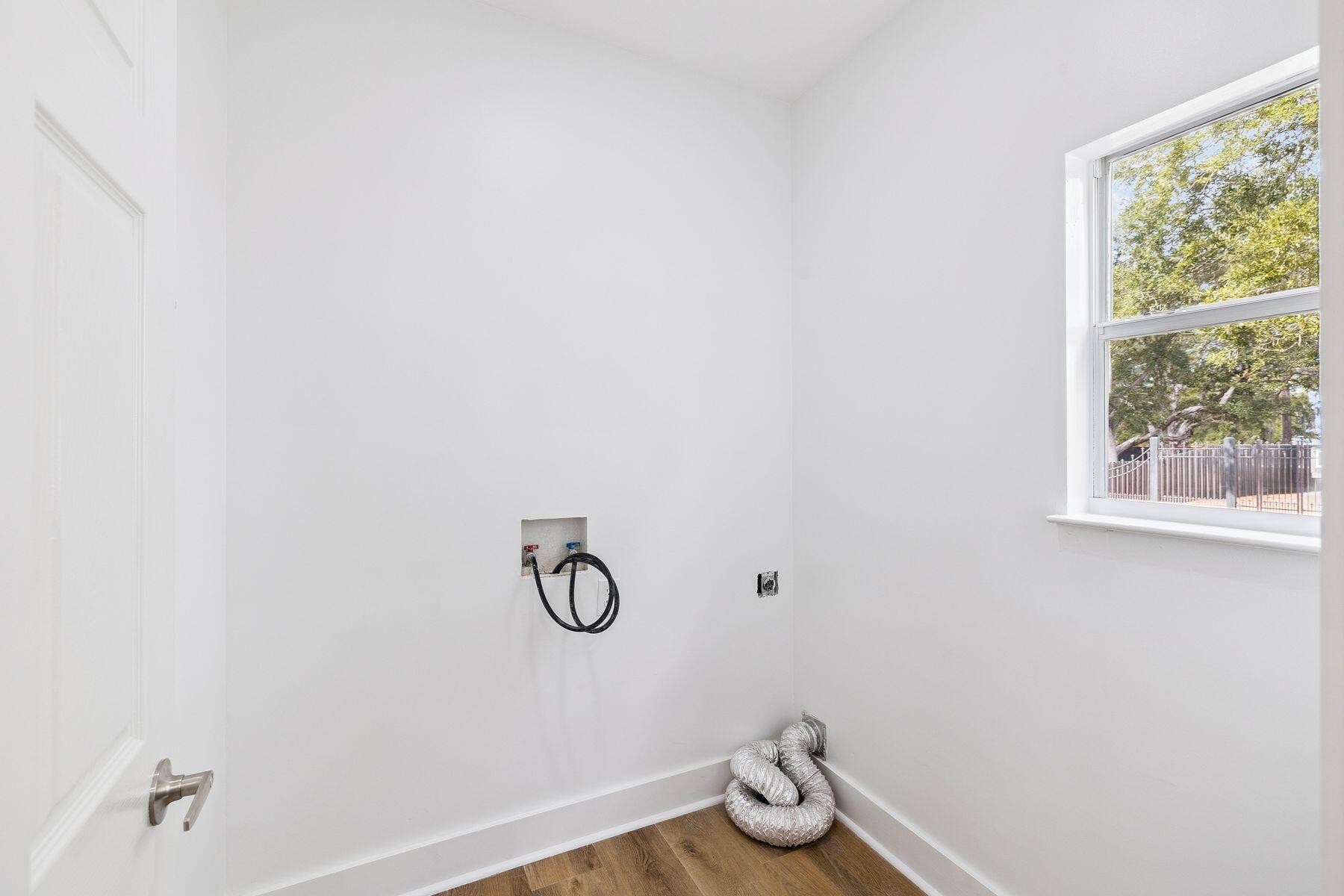 PINE TRACE - Residential