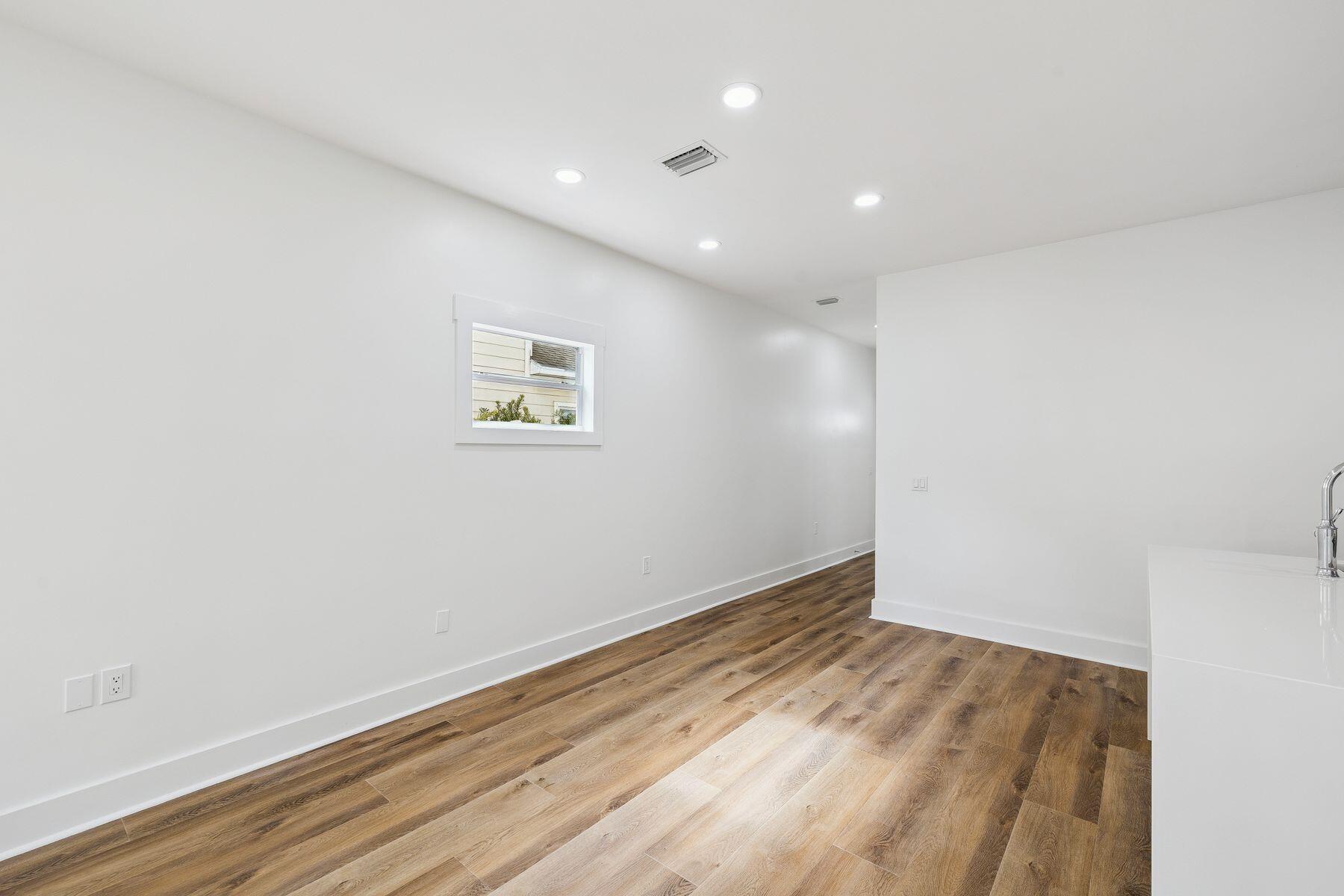 PINE TRACE - Residential