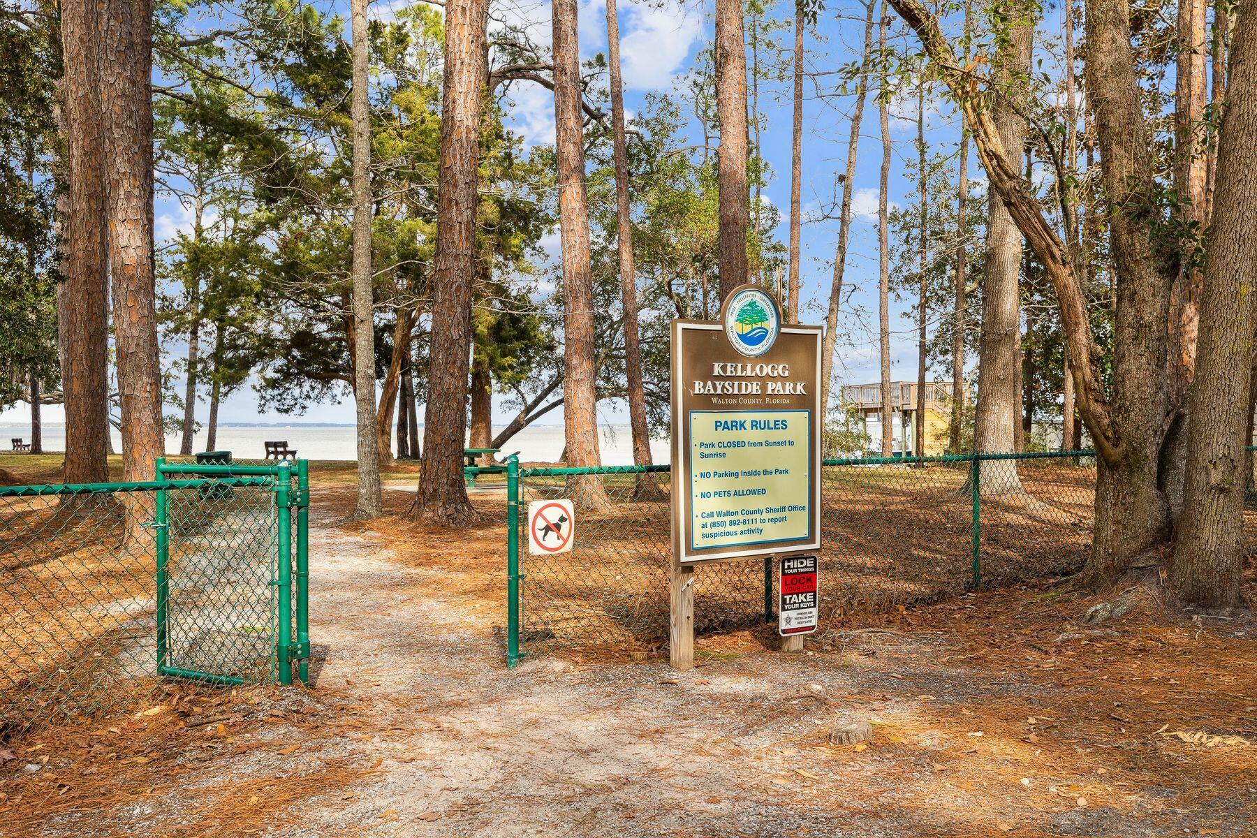 PINE TRACE - Residential