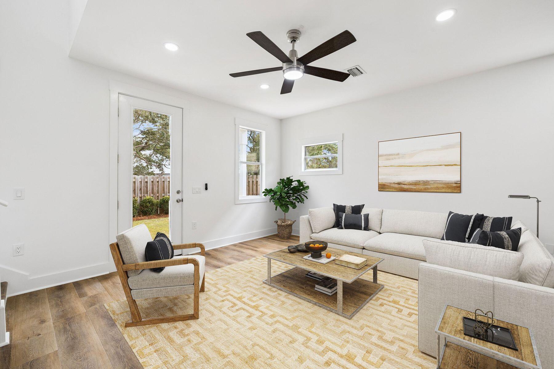 PINE TRACE - Residential