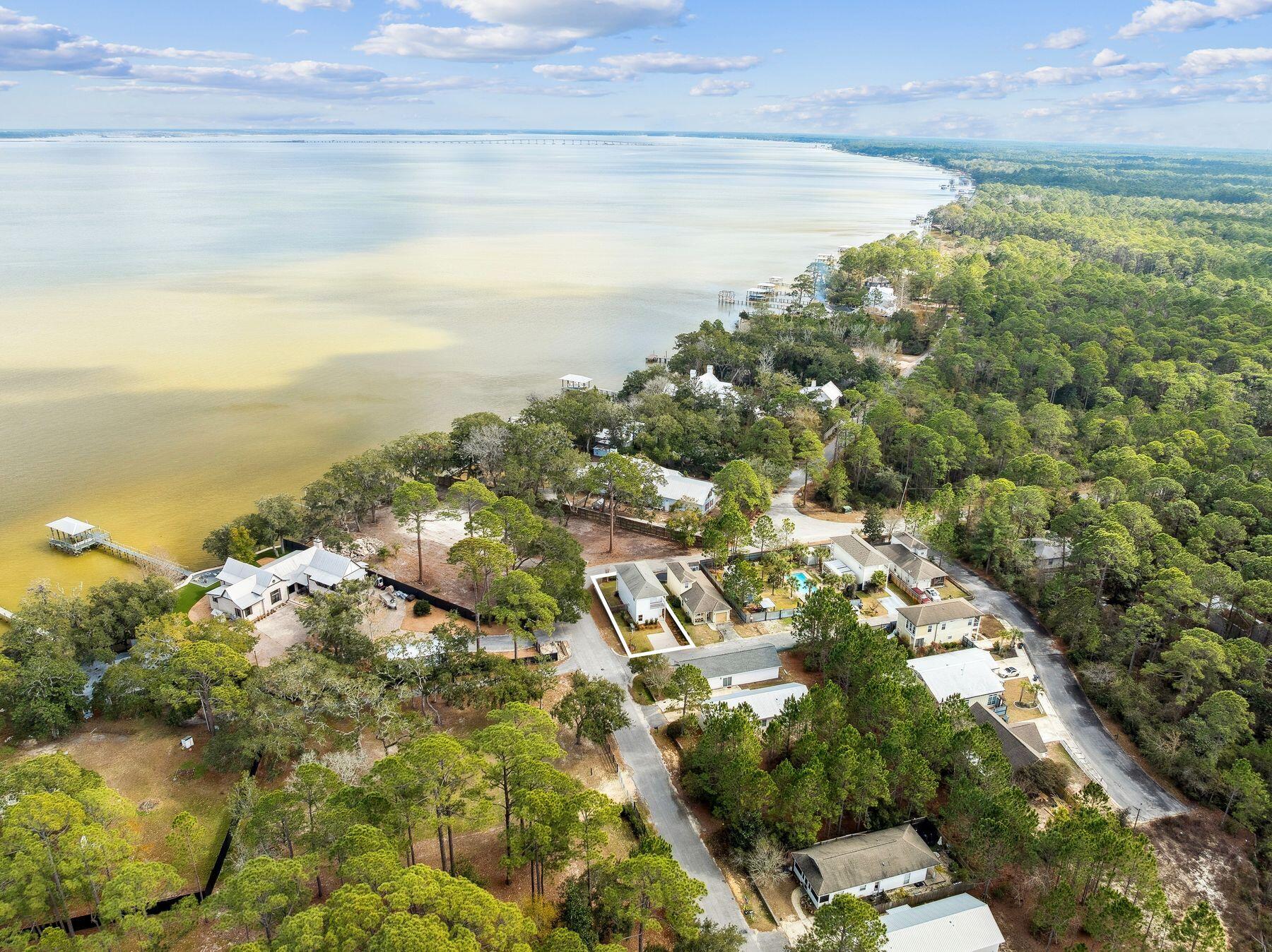 PINE TRACE - Residential