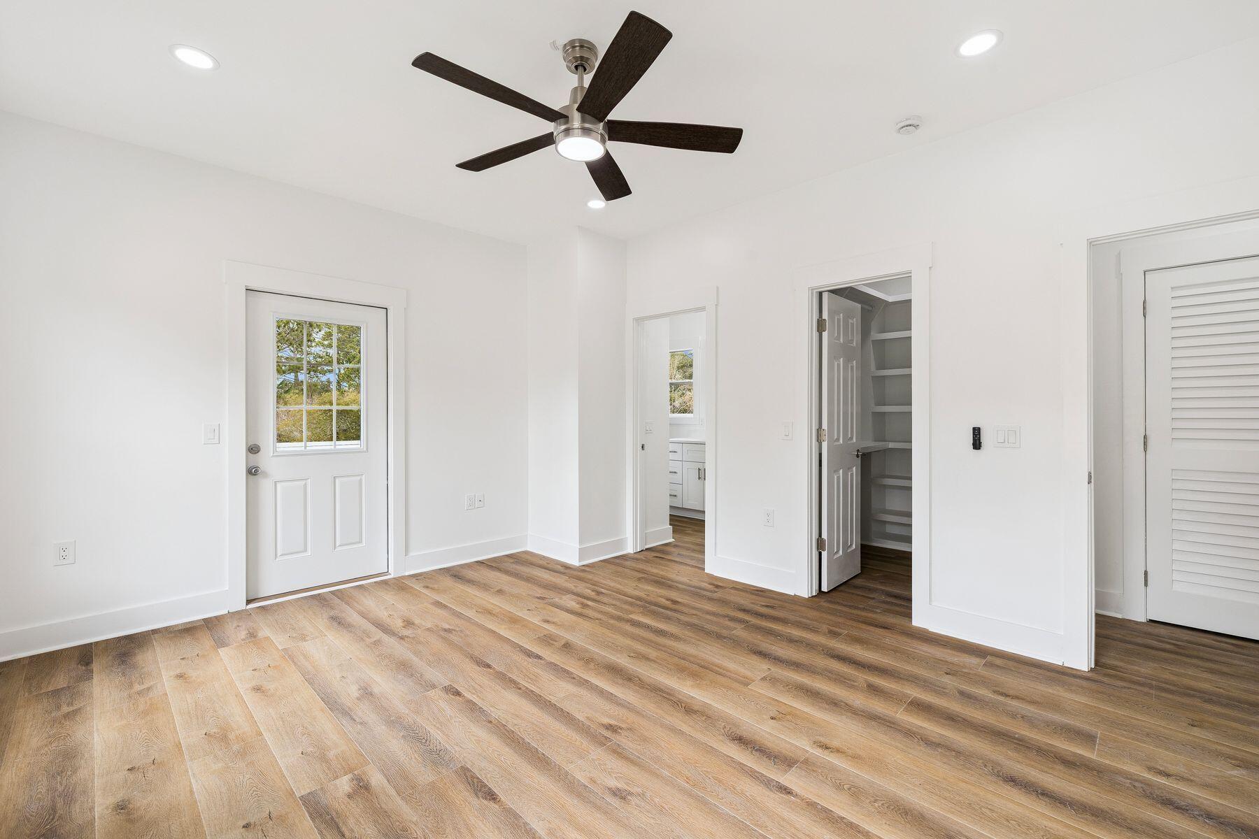 PINE TRACE - Residential