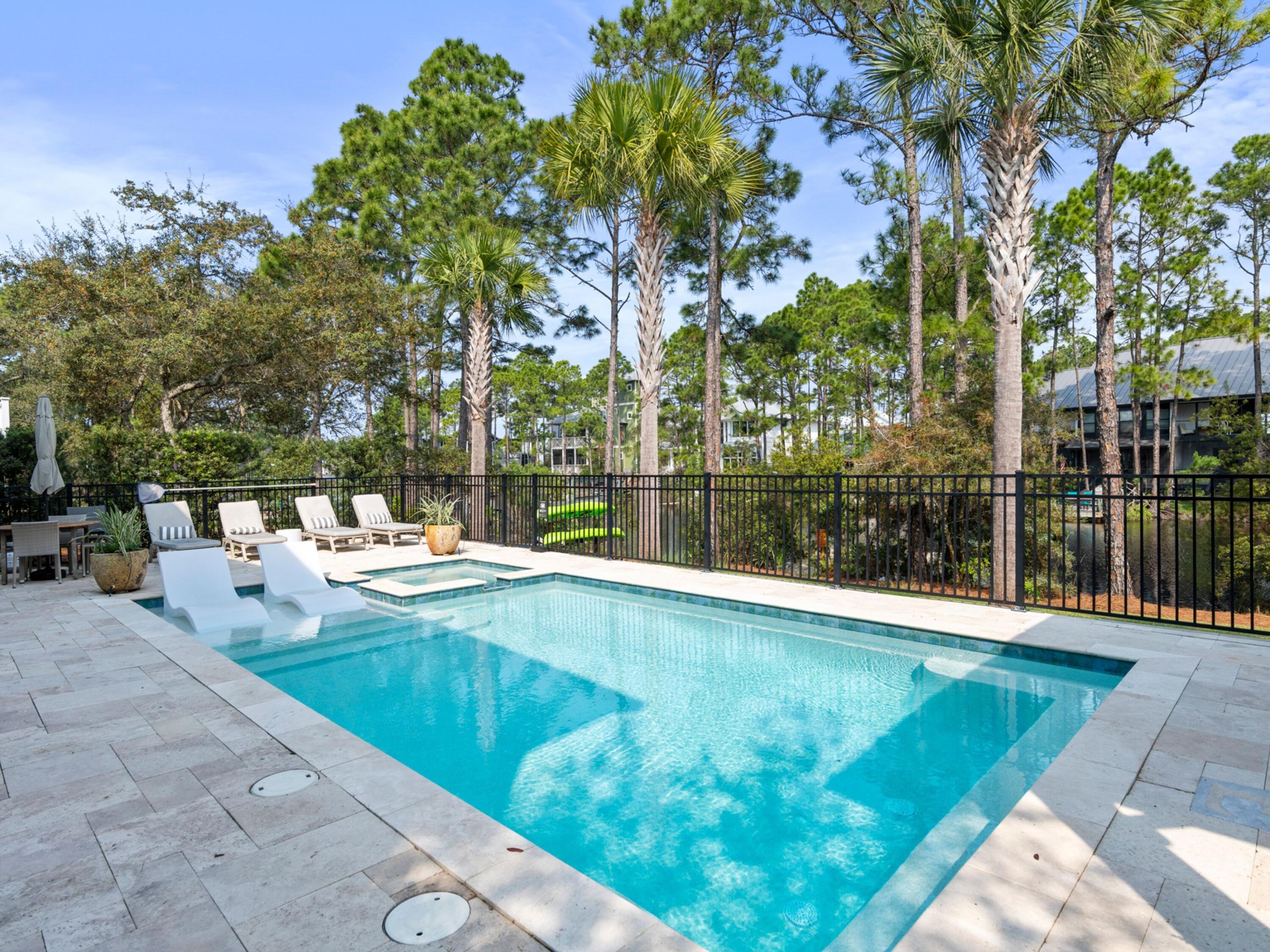 EASTERN LAKE ESTATES - Residential