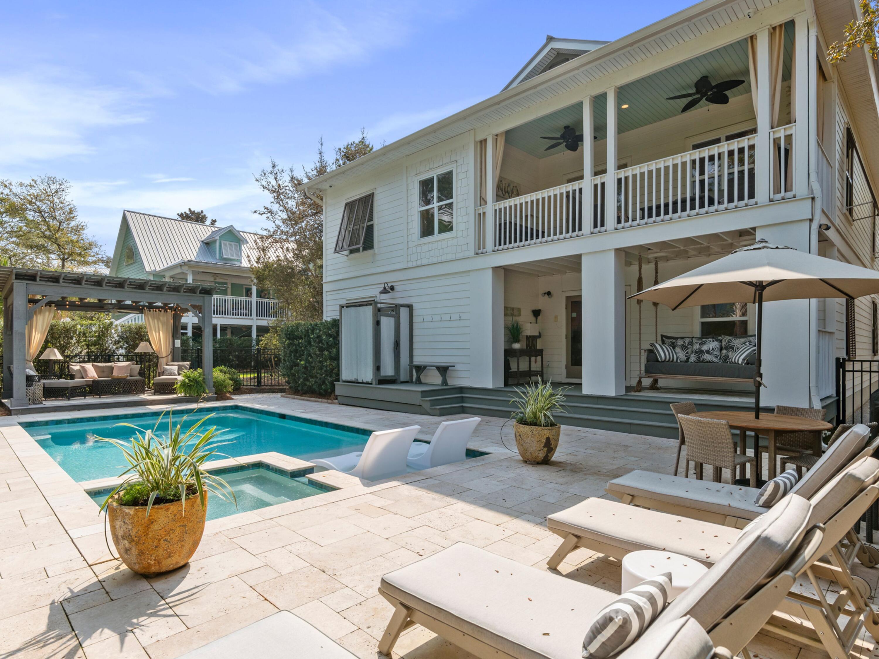 EASTERN LAKE ESTATES - Residential