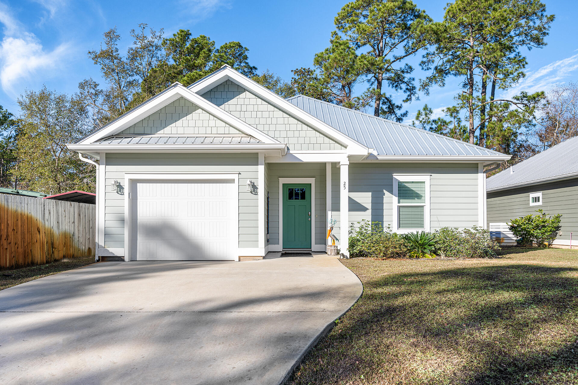 TOWN OF SANTA ROSA - Residential