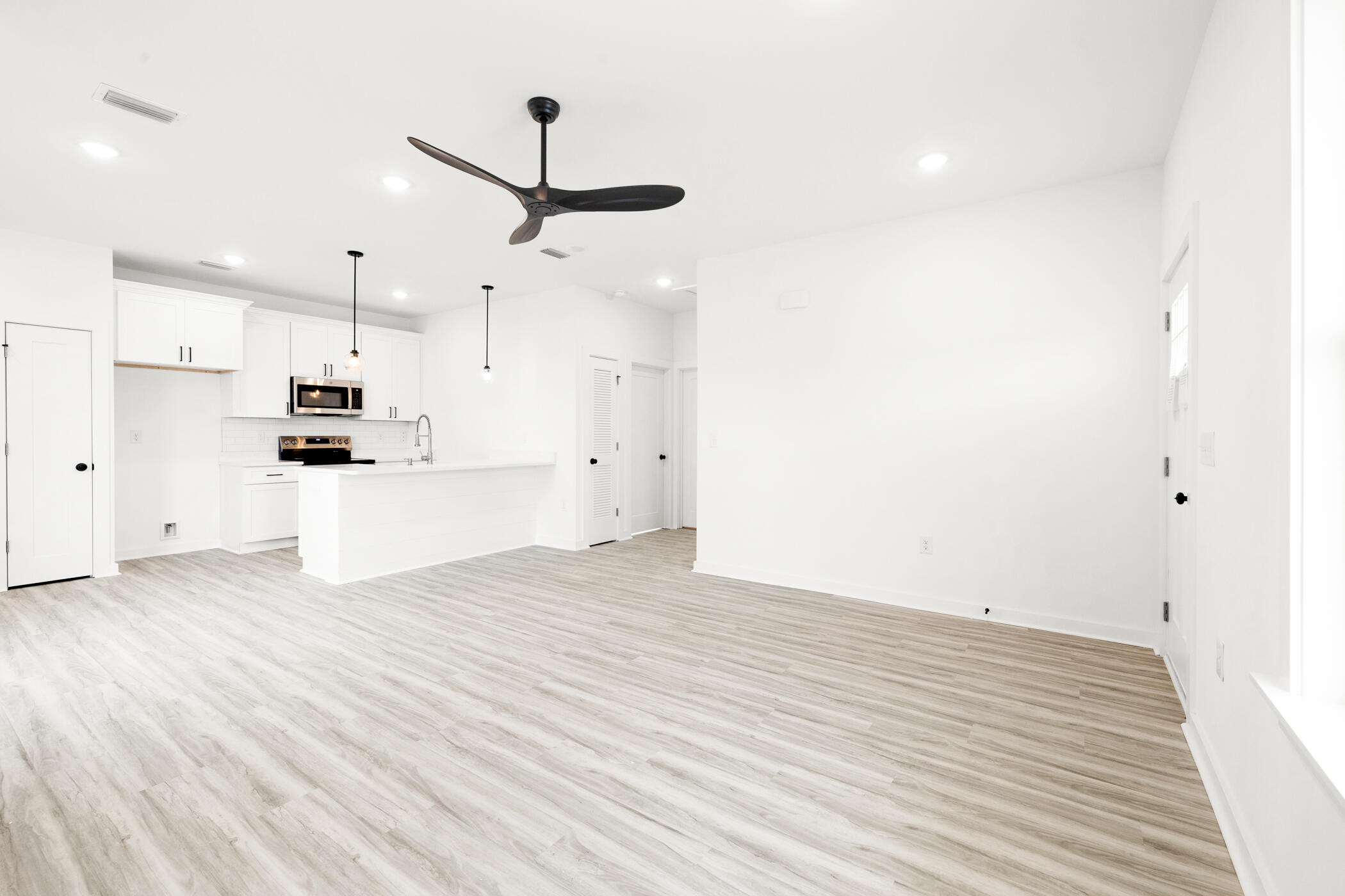 NO RECORDED SUBDIVISION - Residential