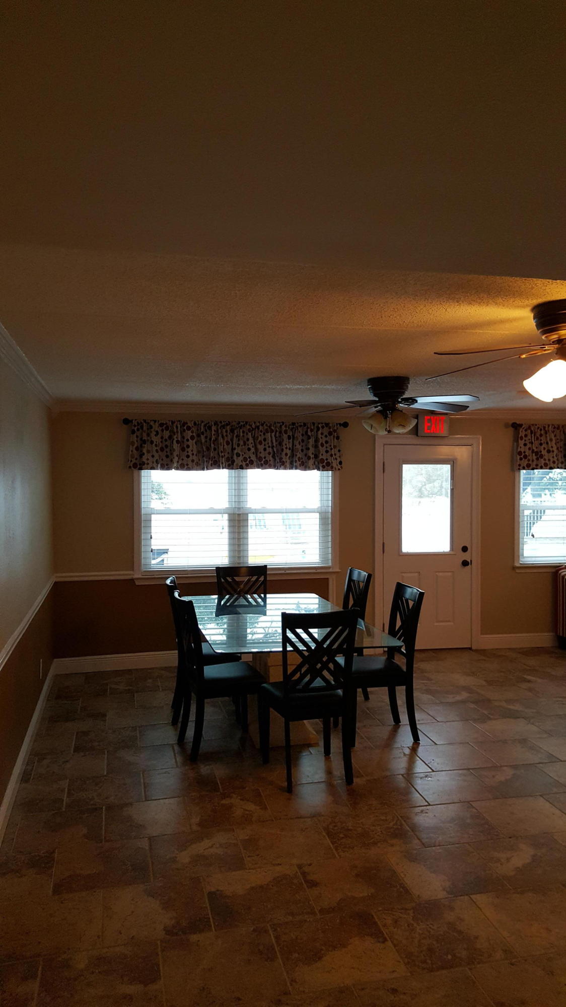 CEDARS CONDO - Residential