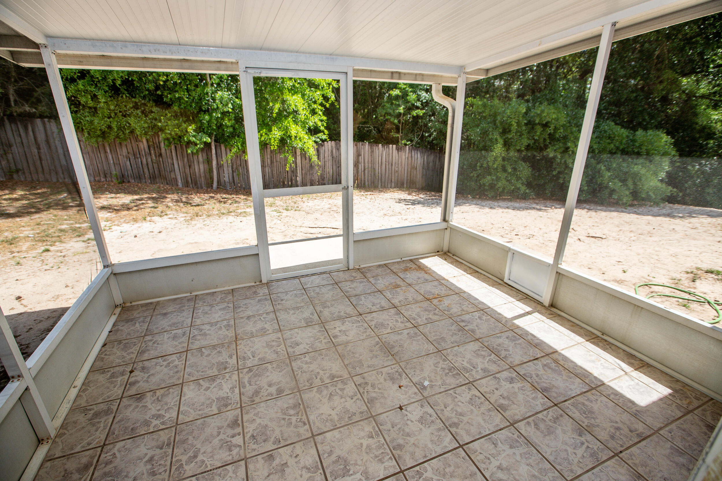 COUNTRYVIEW ESTATES 4TH ADDN - Residential