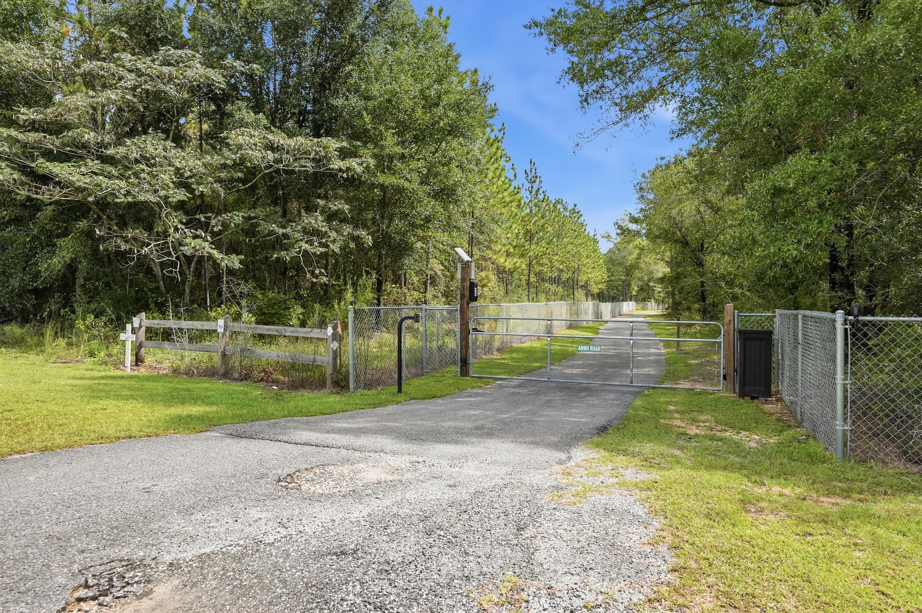 6019 Old River Road