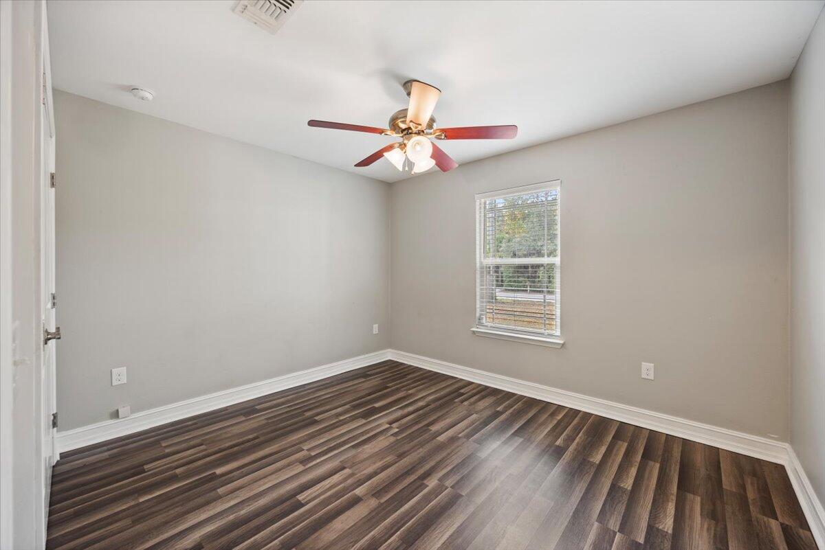 RIVER OAKS - Residential