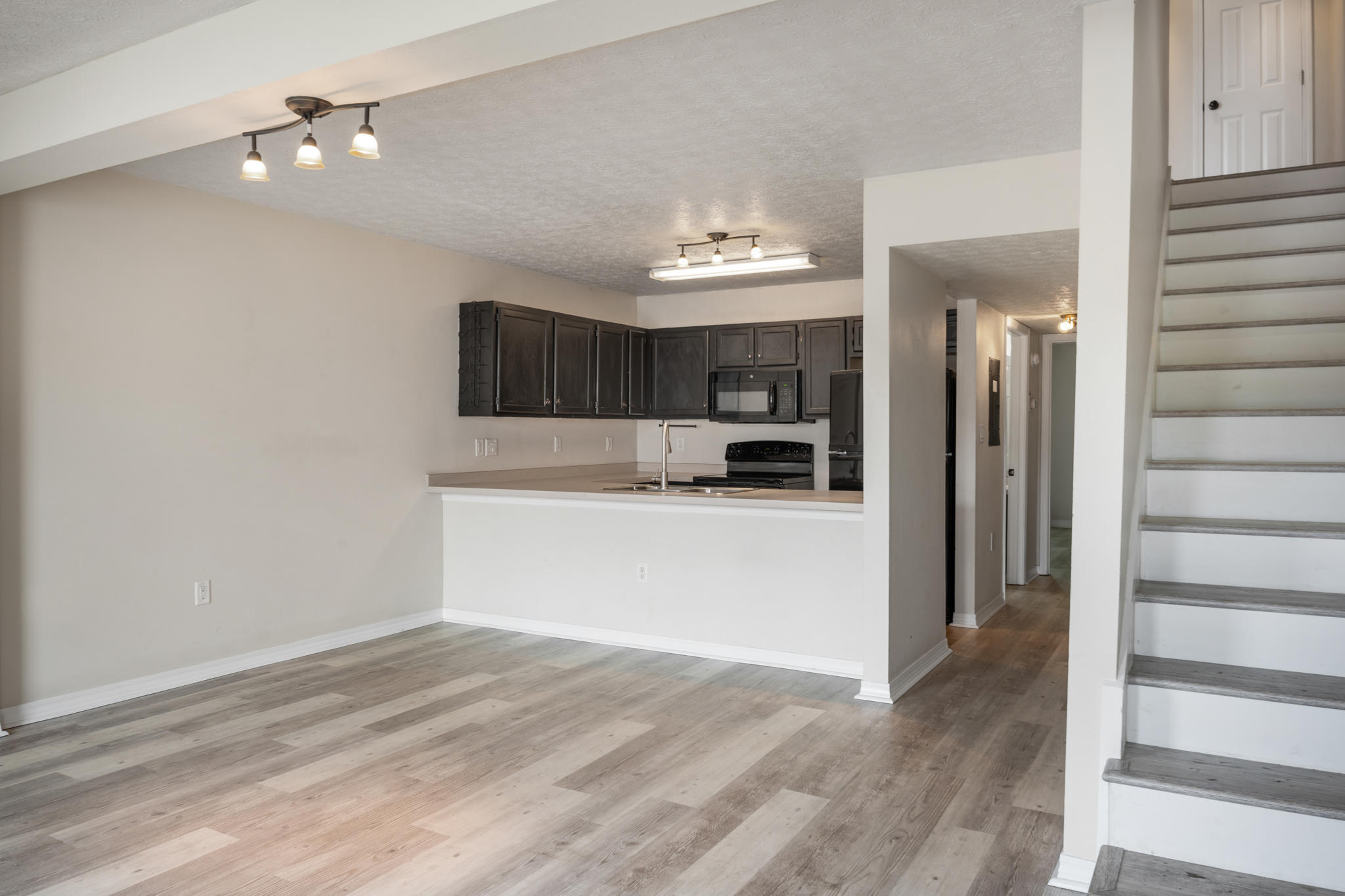 FOREST OAKS PH 3 - Residential