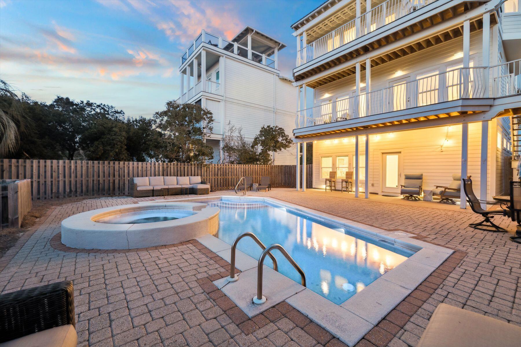 BLUE MOUNTAIN BEACH - Residential