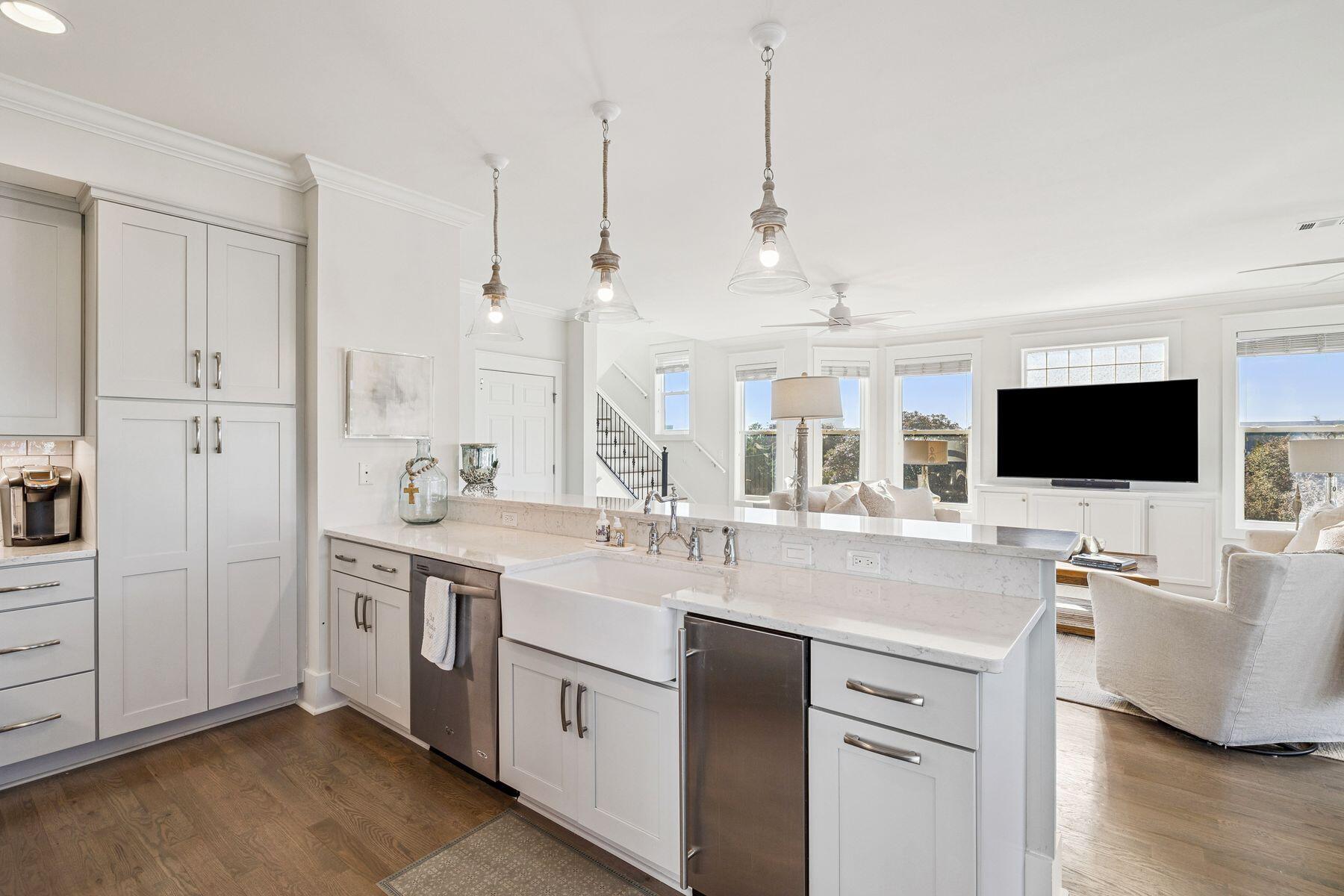 BLUE MOUNTAIN BEACH - Residential