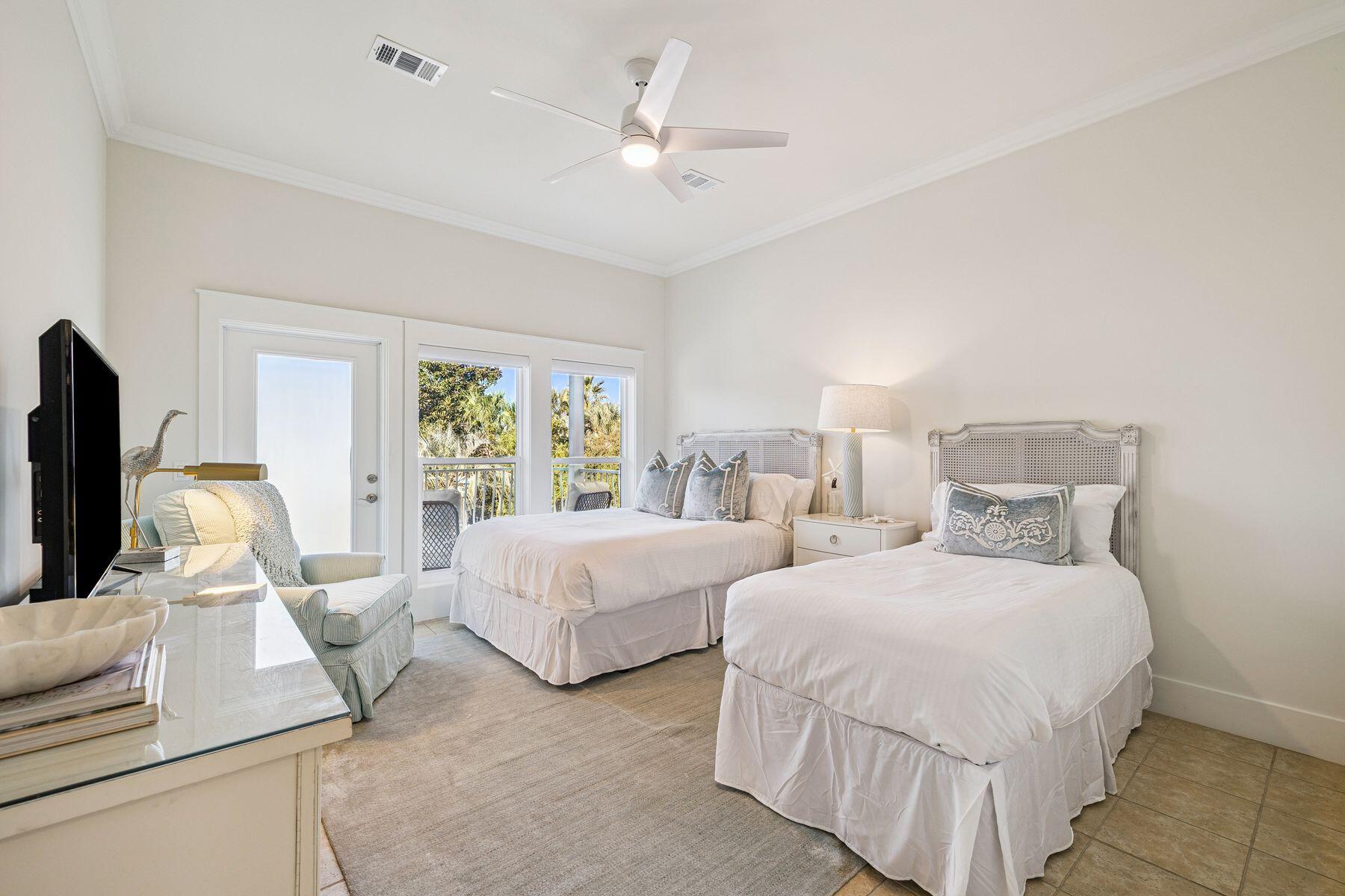 BLUE MOUNTAIN BEACH - Residential