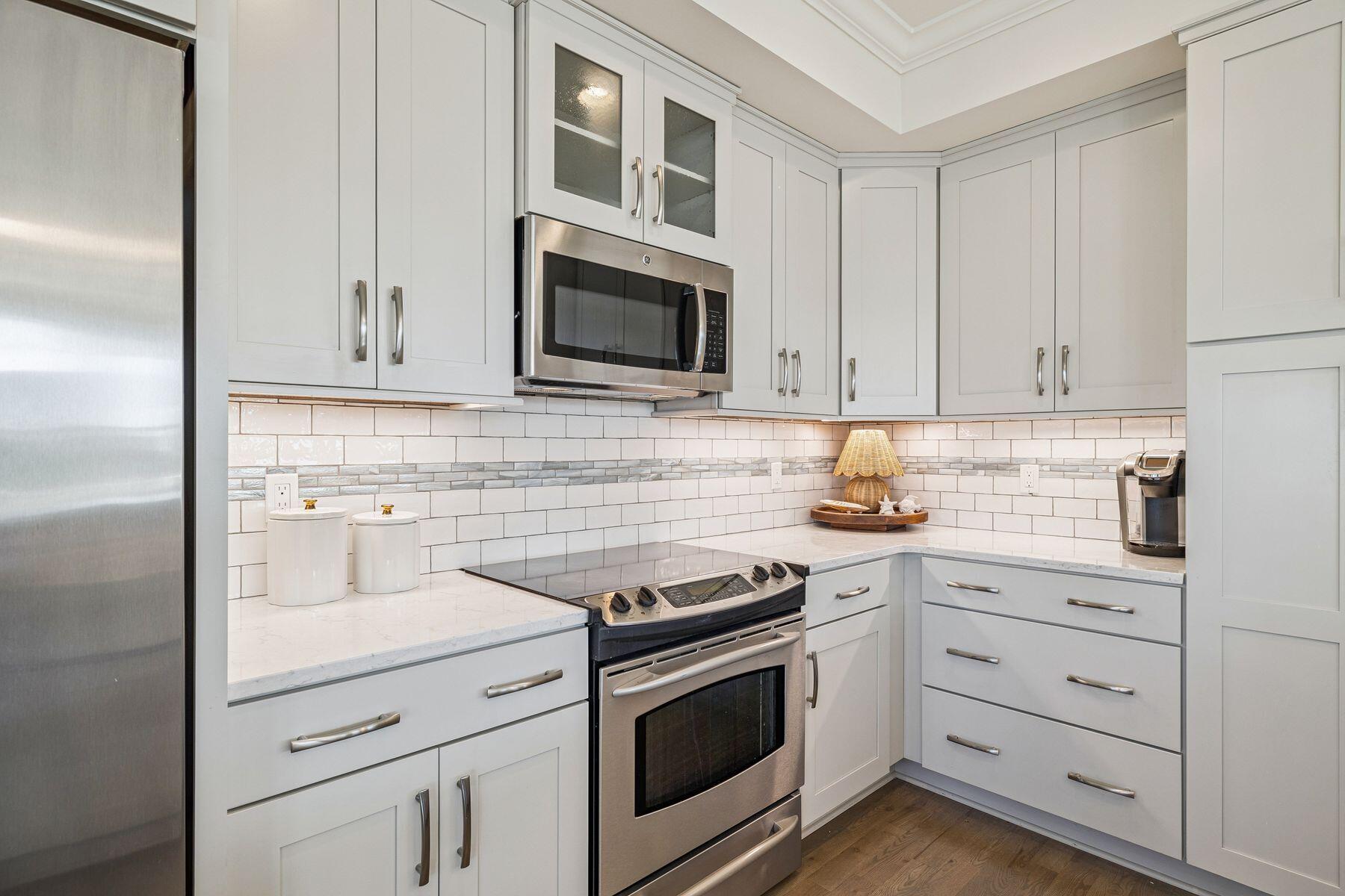 BLUE MOUNTAIN BEACH - Residential