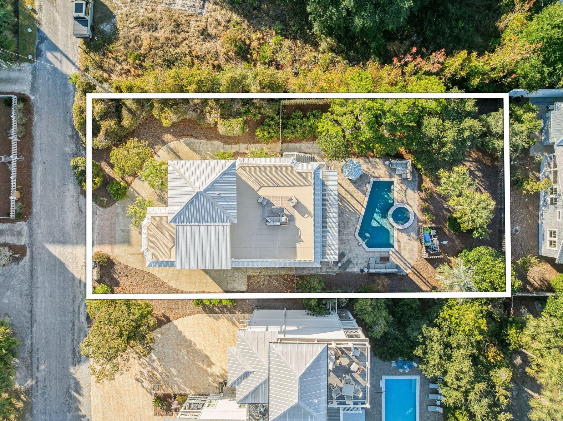 BLUE MOUNTAIN BEACH - Residential