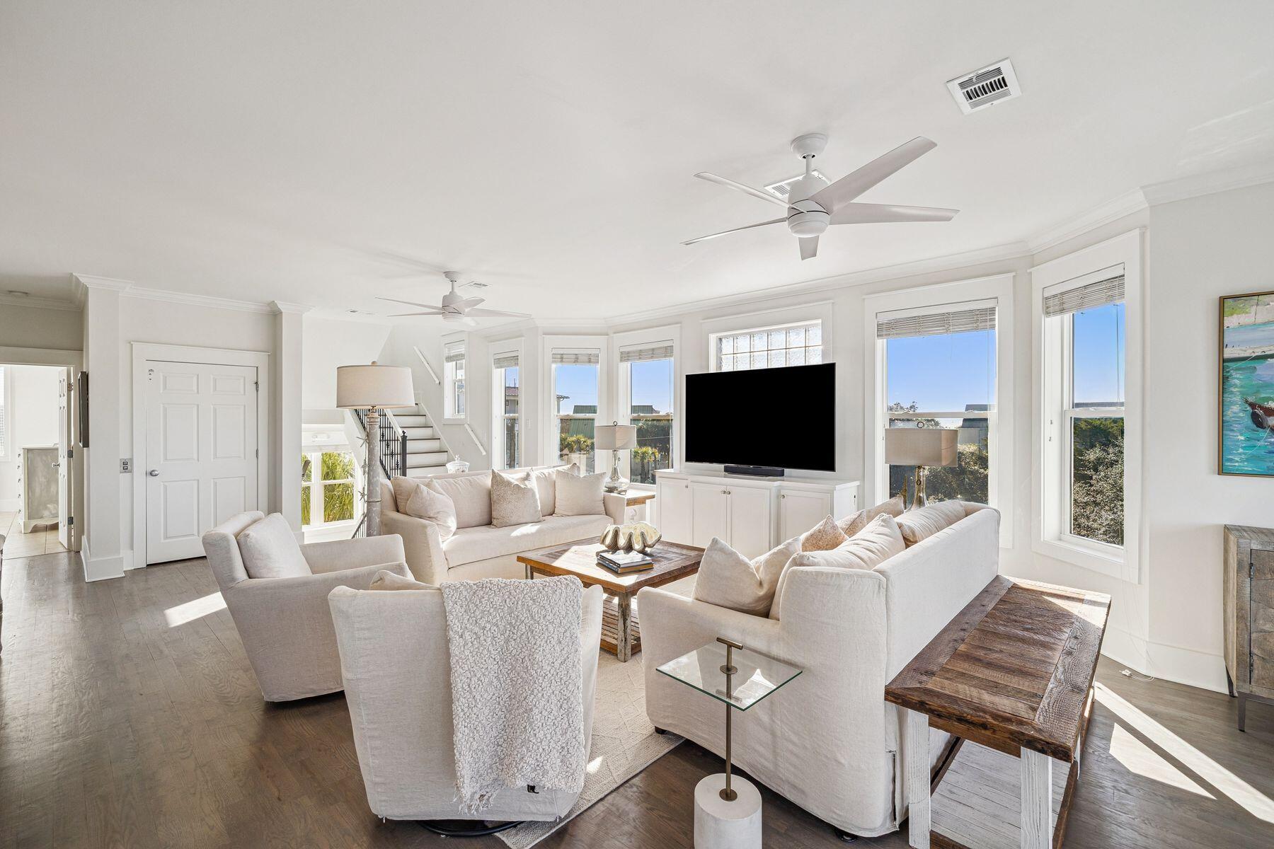 BLUE MOUNTAIN BEACH - Residential