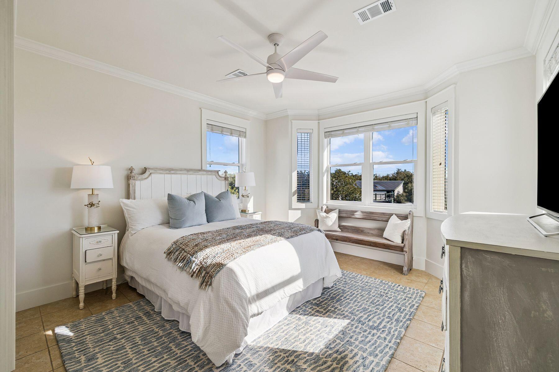 BLUE MOUNTAIN BEACH - Residential