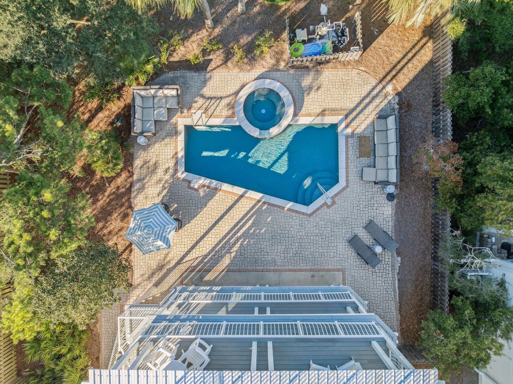 BLUE MOUNTAIN BEACH - Residential