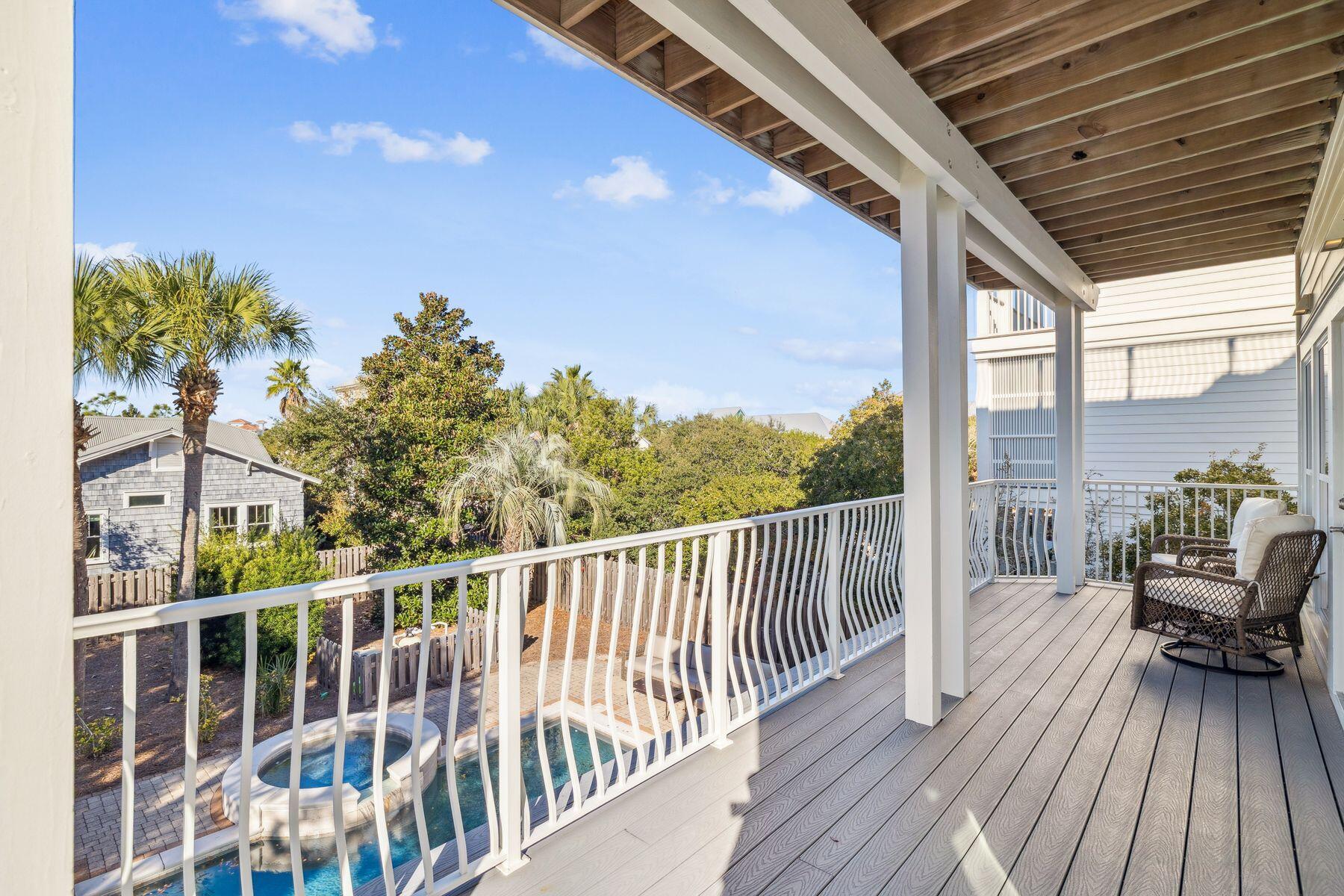 BLUE MOUNTAIN BEACH - Residential