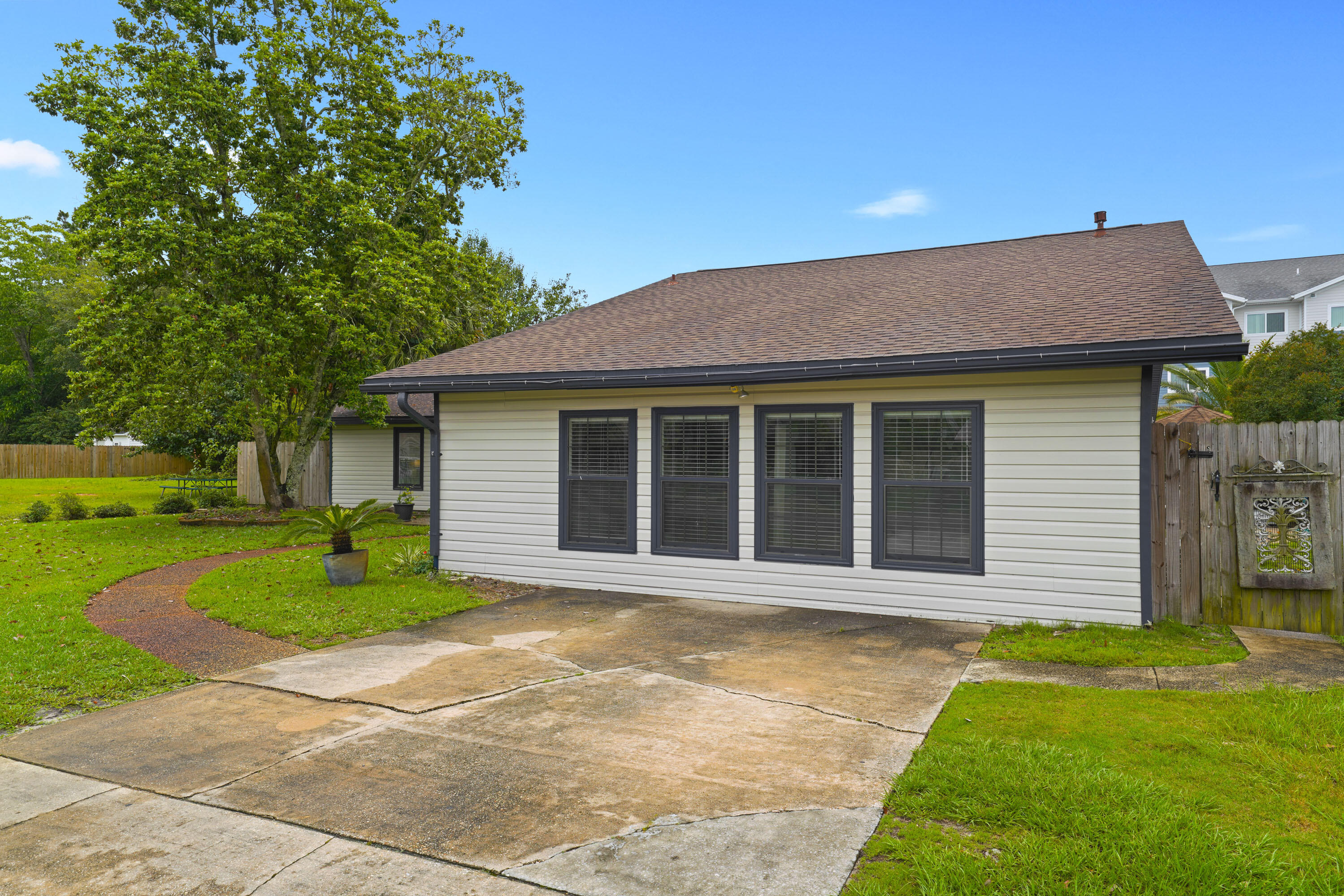 273 Echo Circle