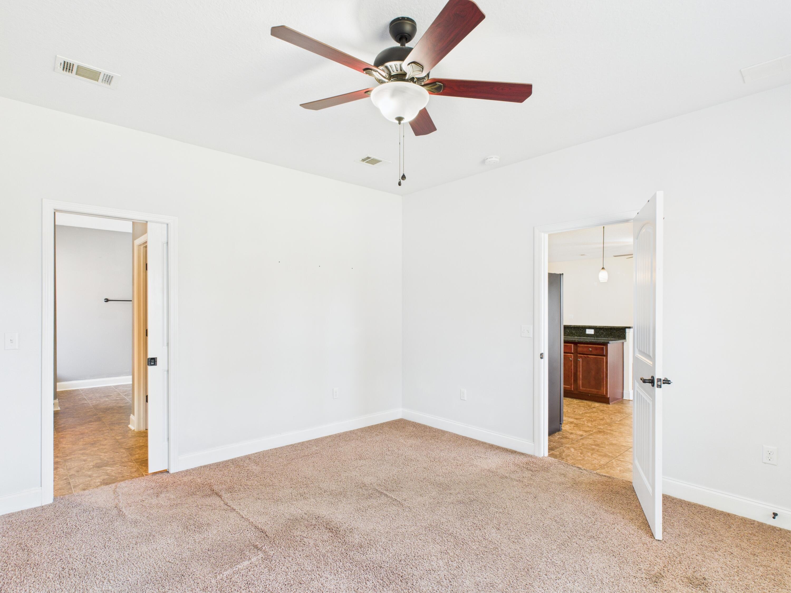 PLANTATION OAKS S/D - Residential Lease