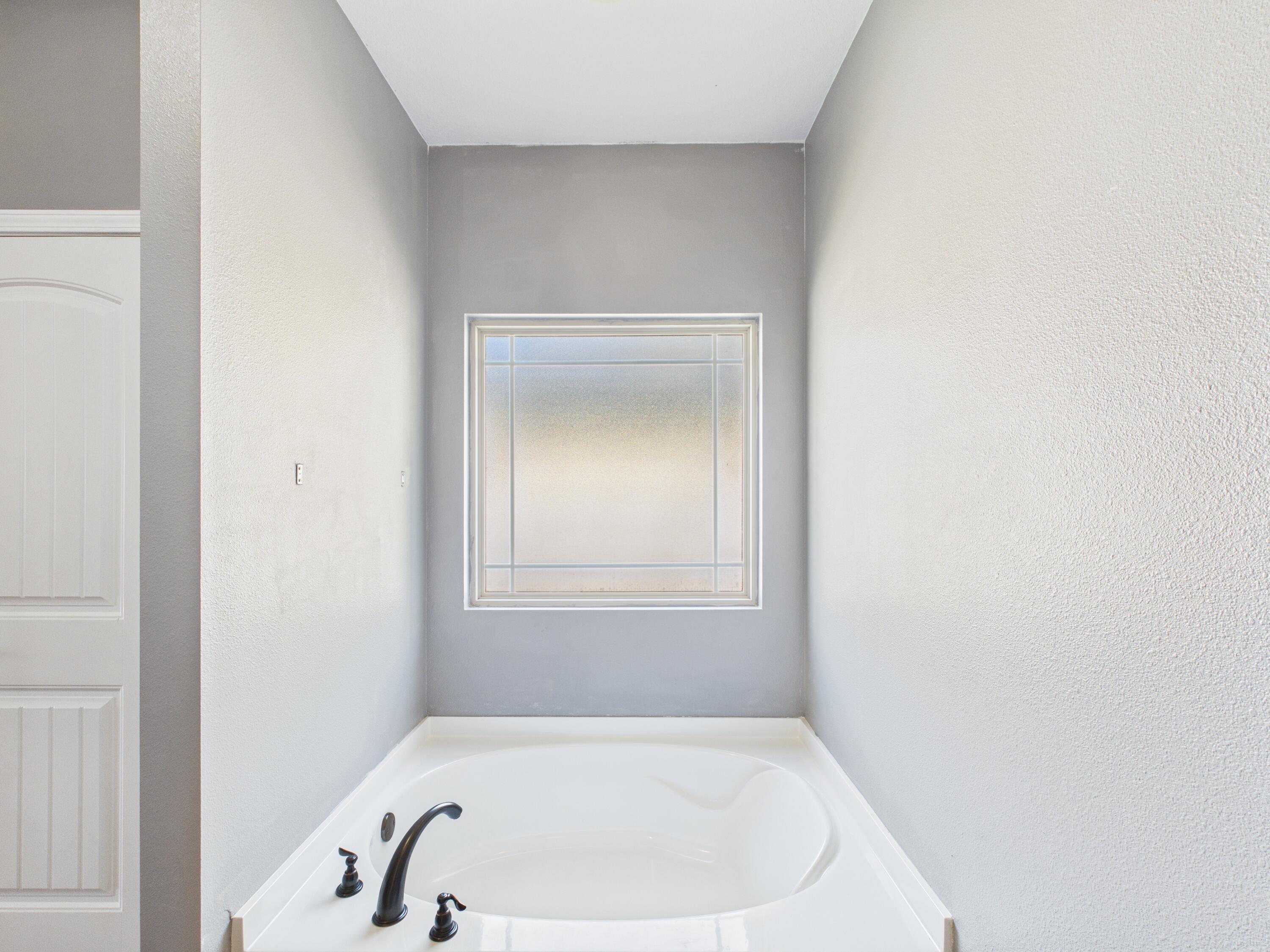 PLANTATION OAKS S/D - Residential Lease