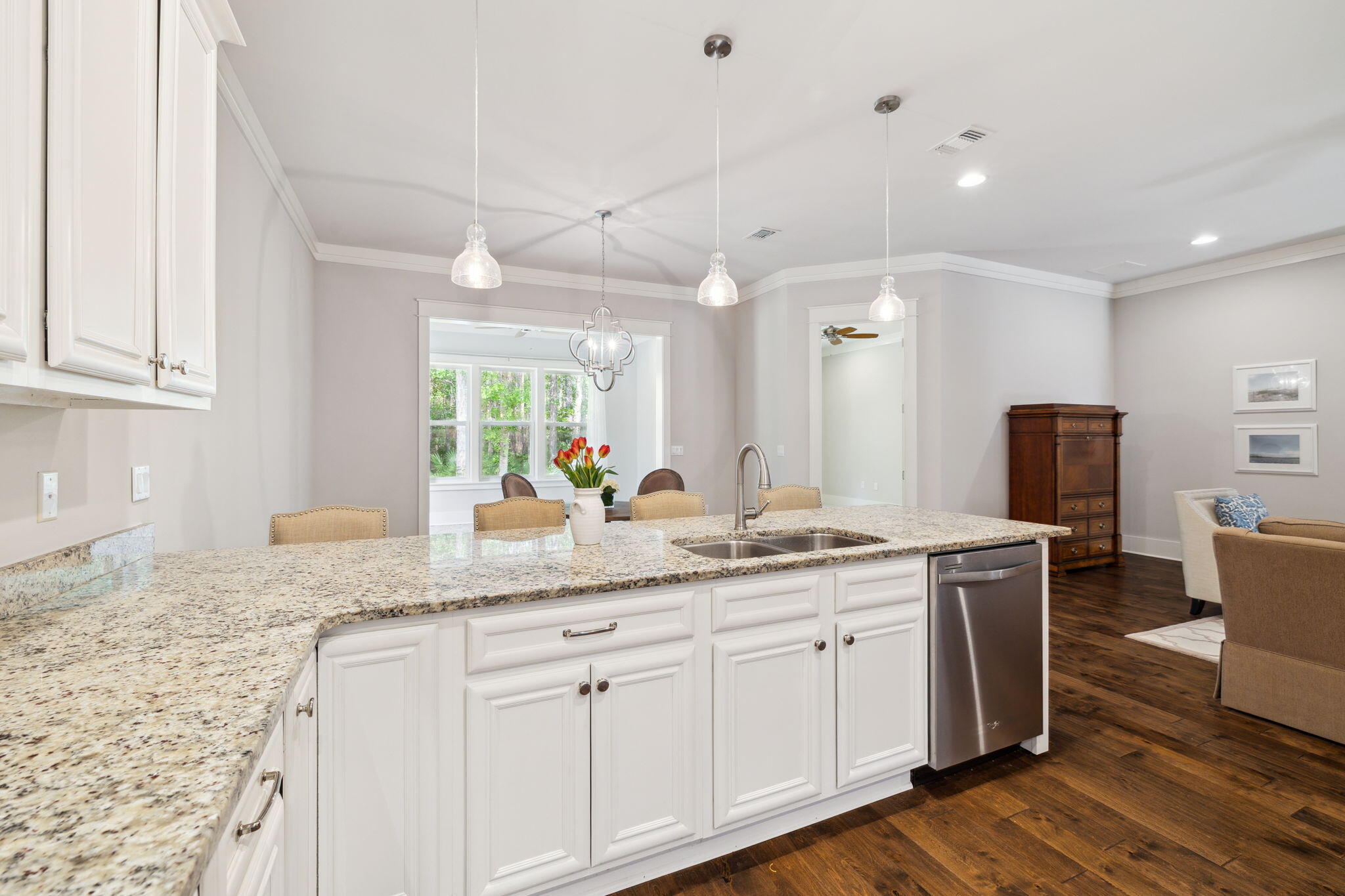 PARADISE COVE - Residential