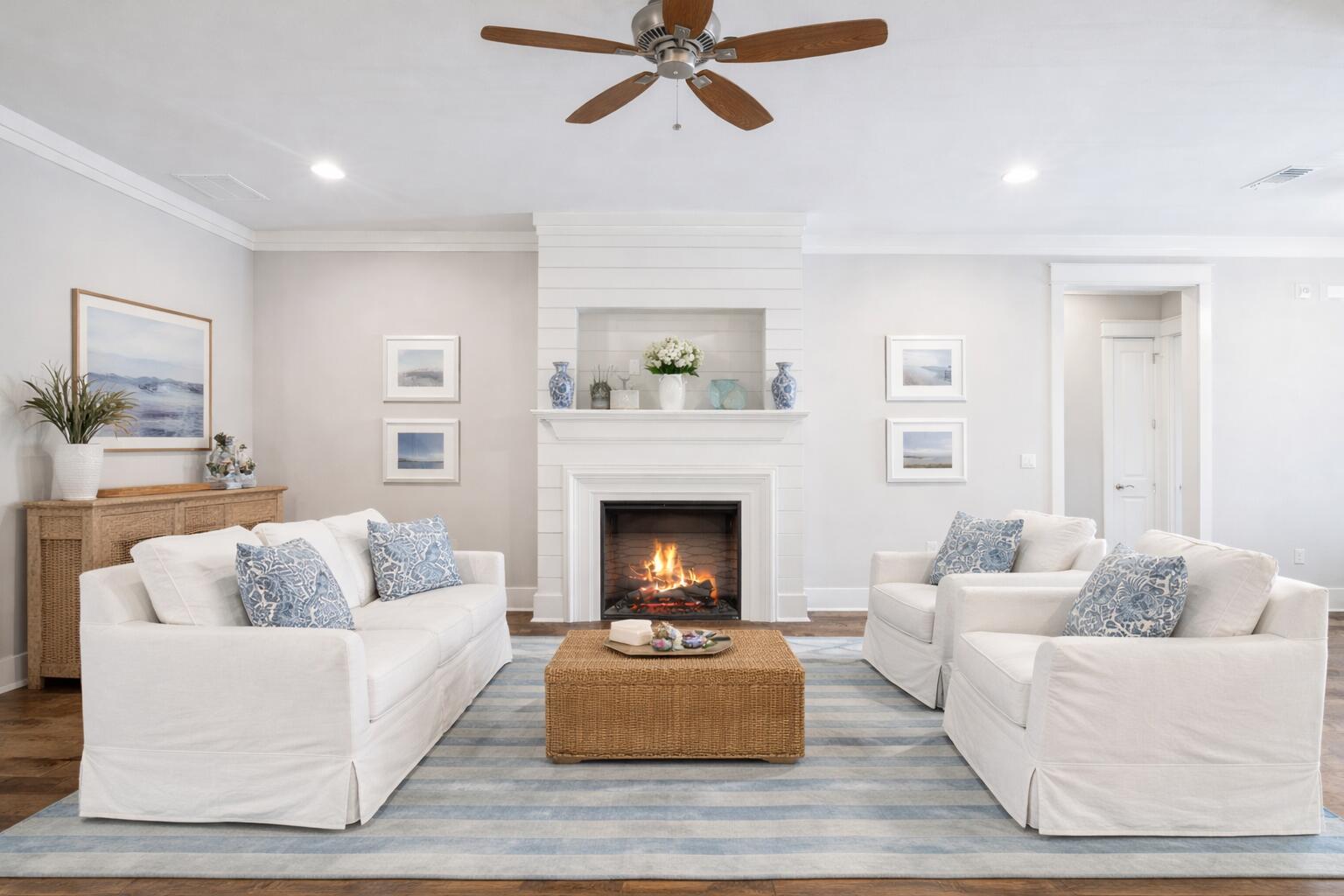 PARADISE COVE - Residential