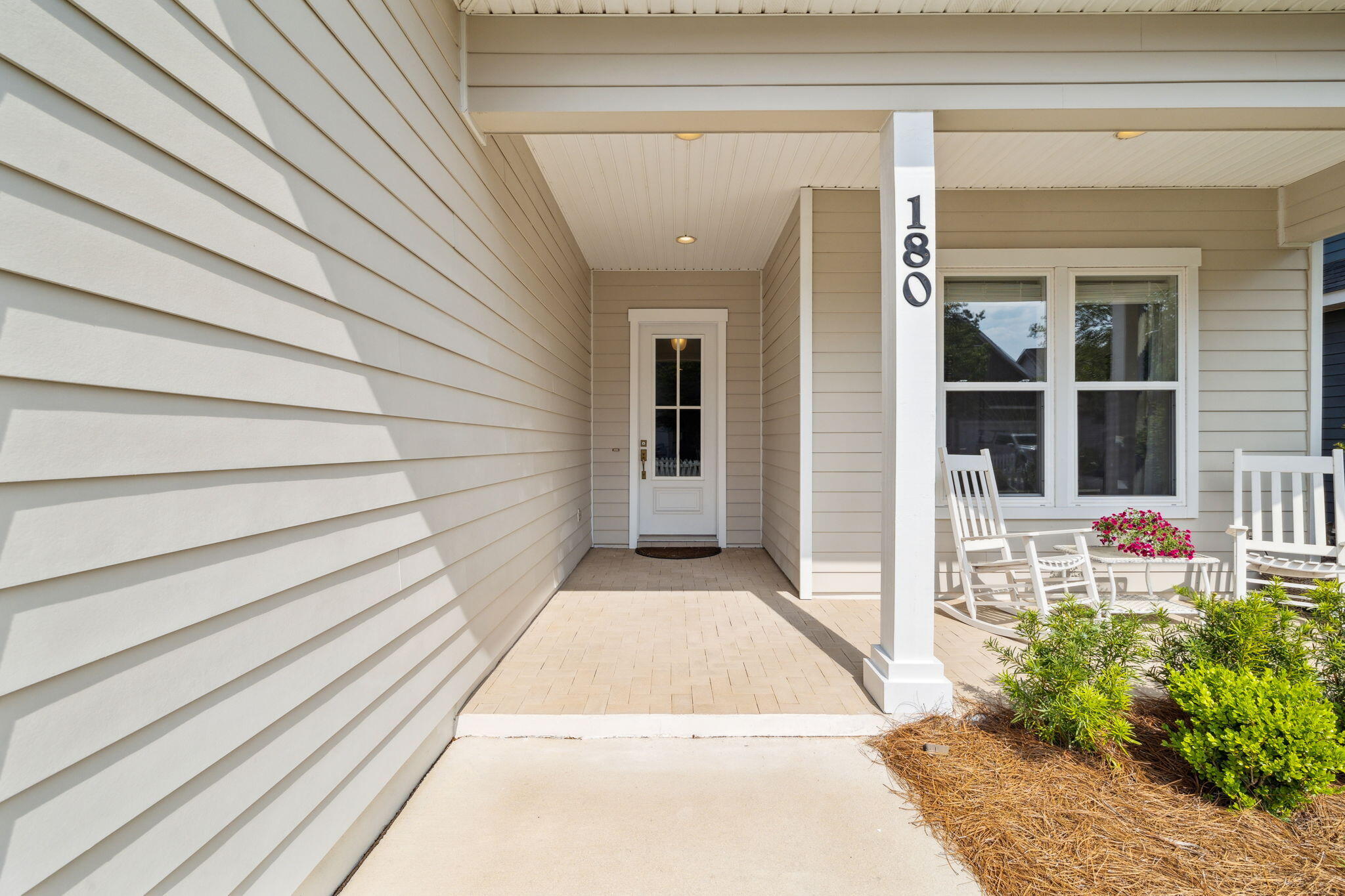 PARADISE COVE - Residential