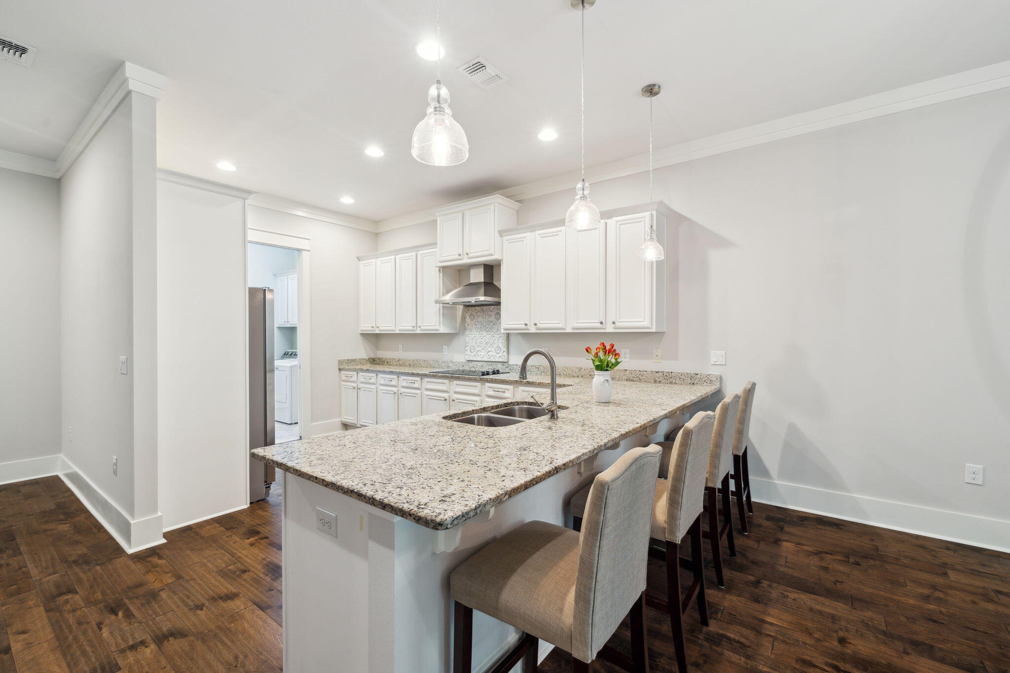 PARADISE COVE - Residential