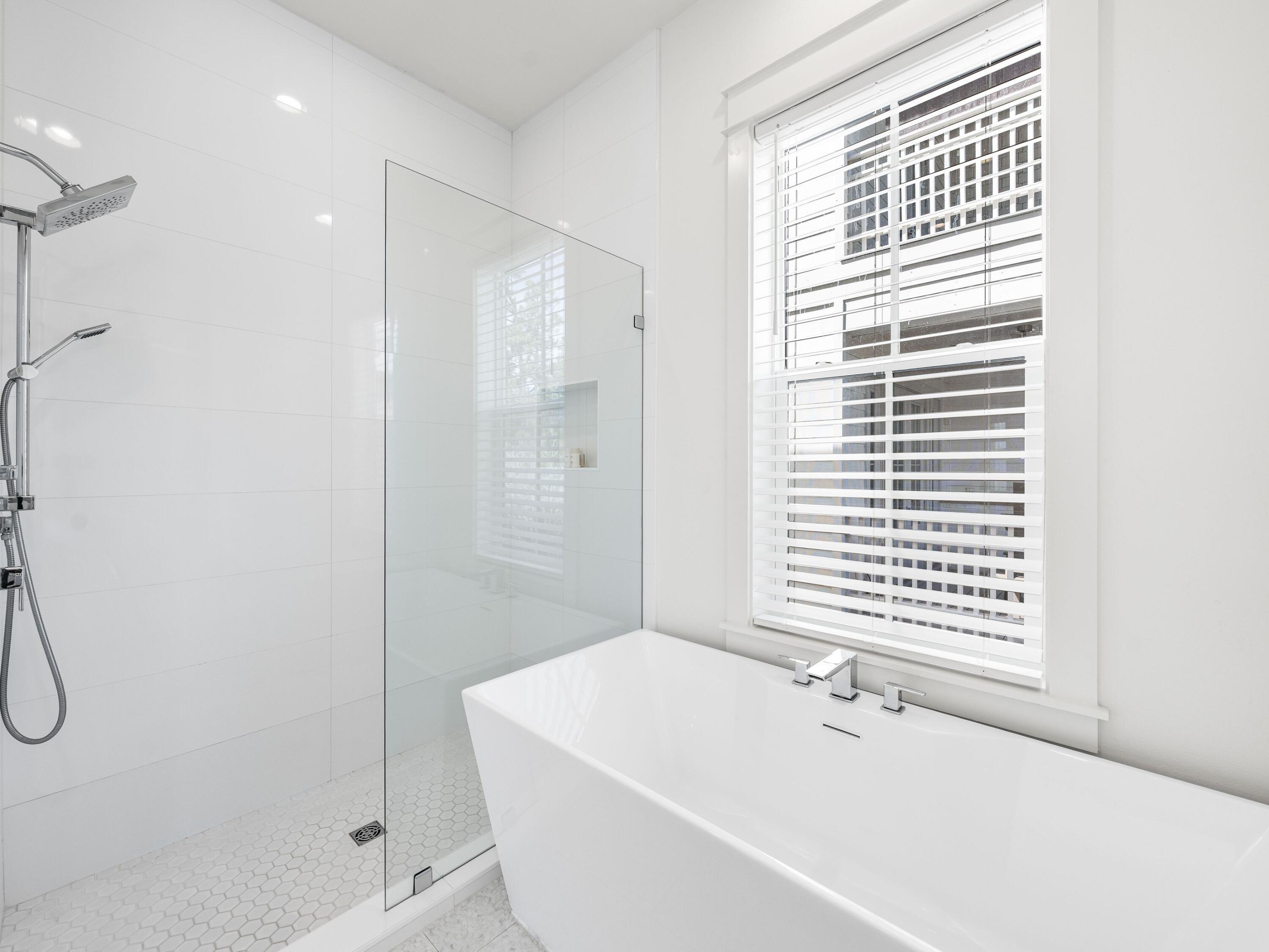 TREETOP VILLAGE - Residential