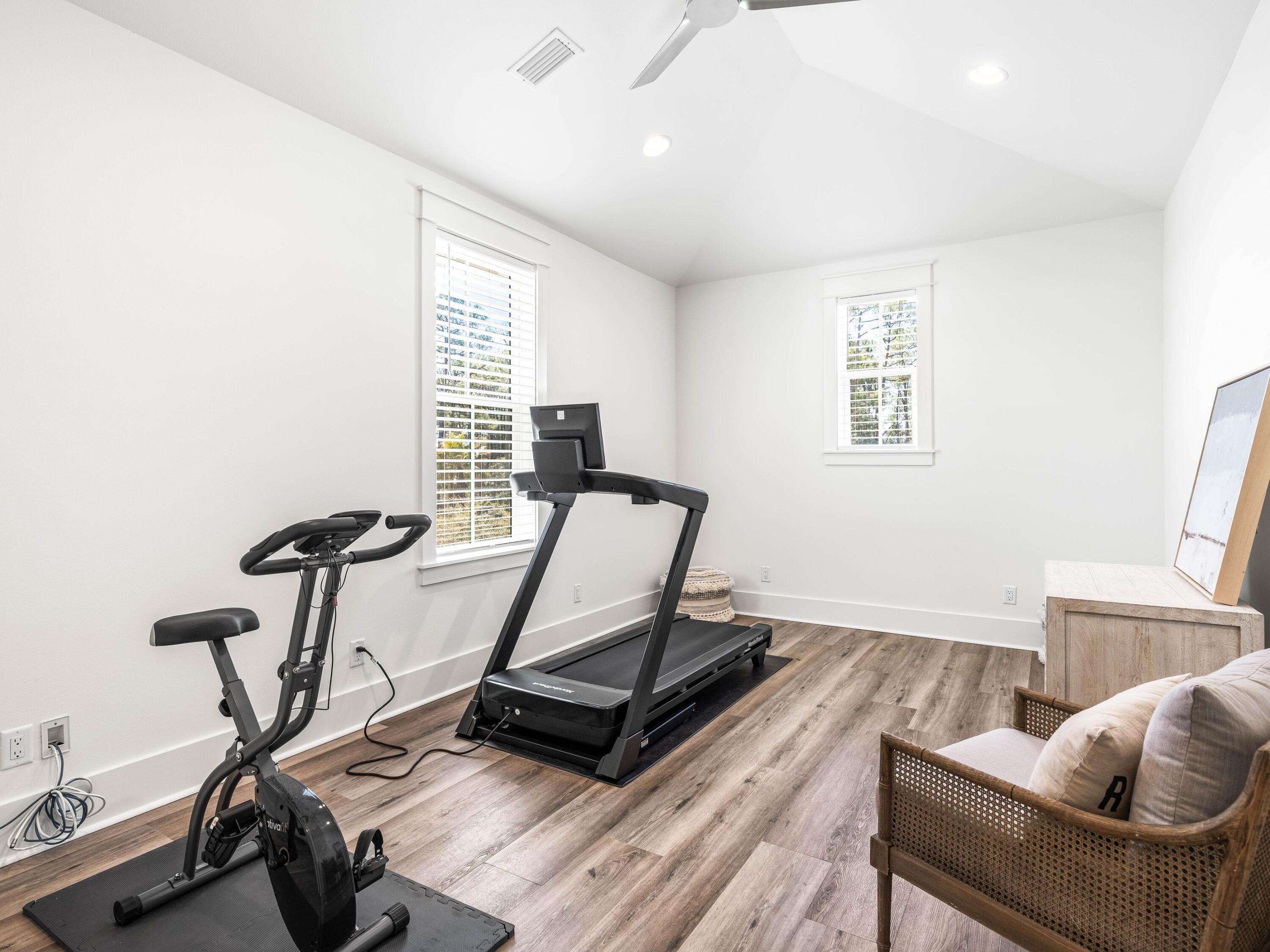 TREETOP VILLAGE - Residential