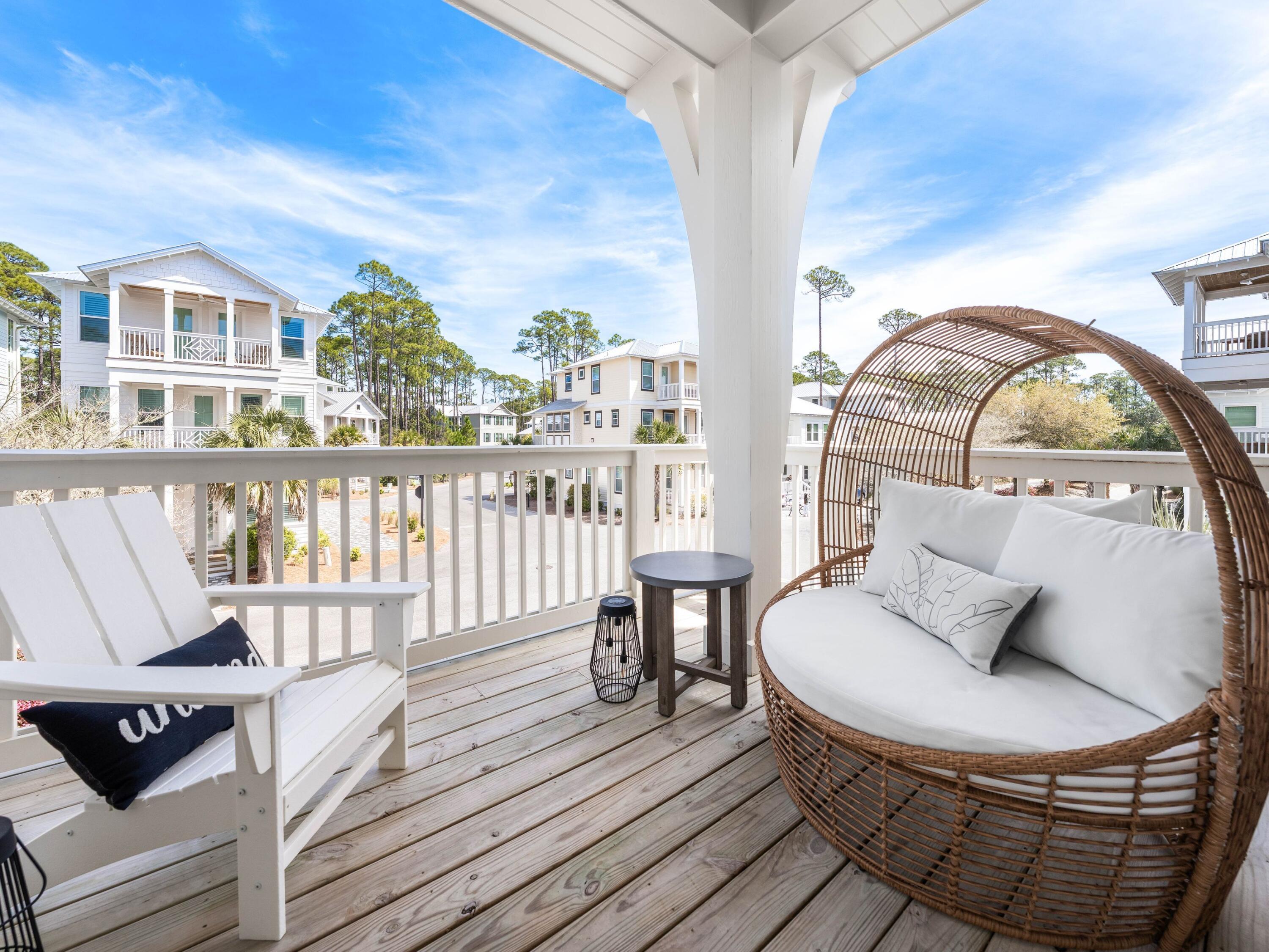 TREETOP VILLAGE - Residential