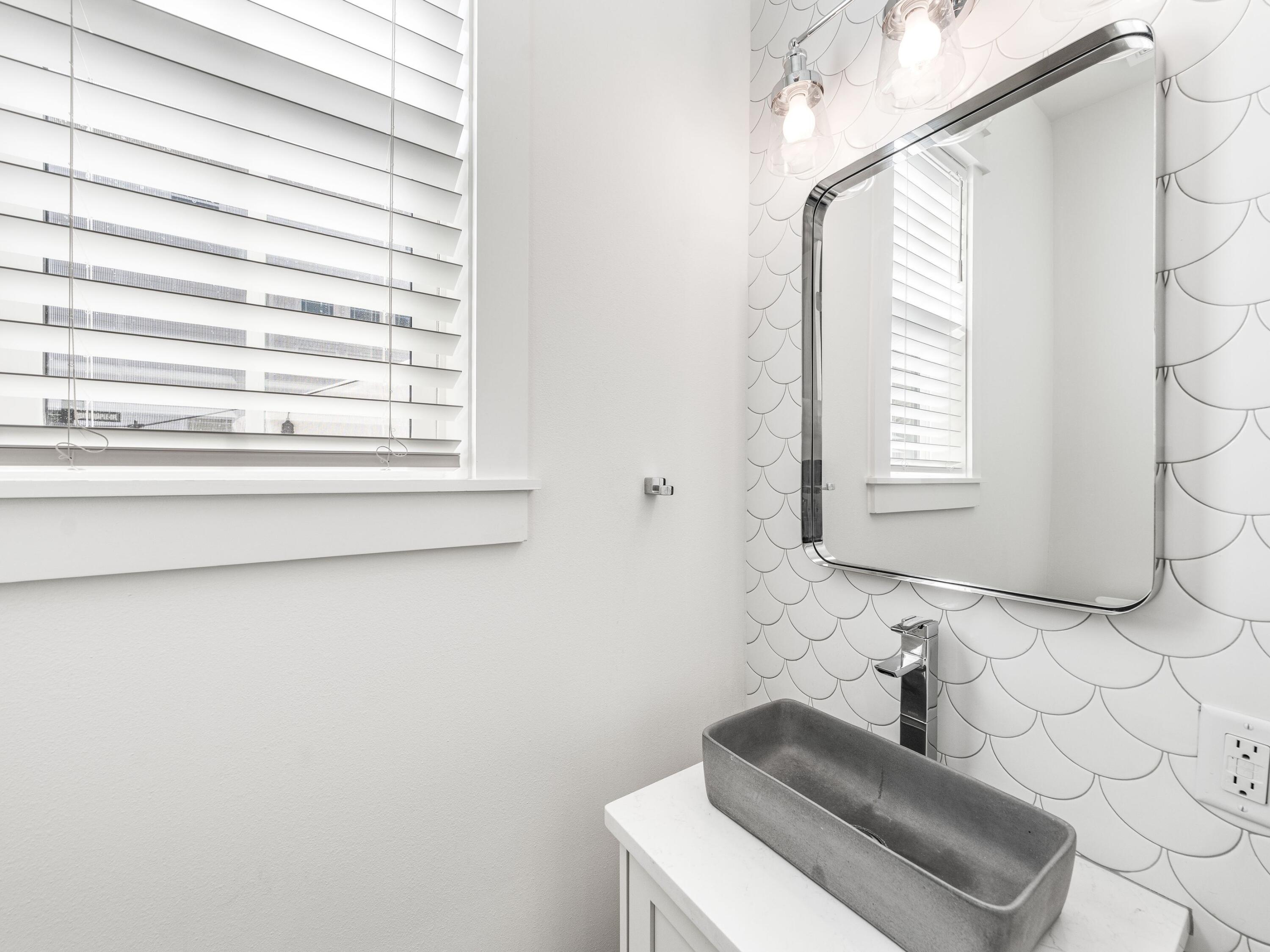 TREETOP VILLAGE - Residential